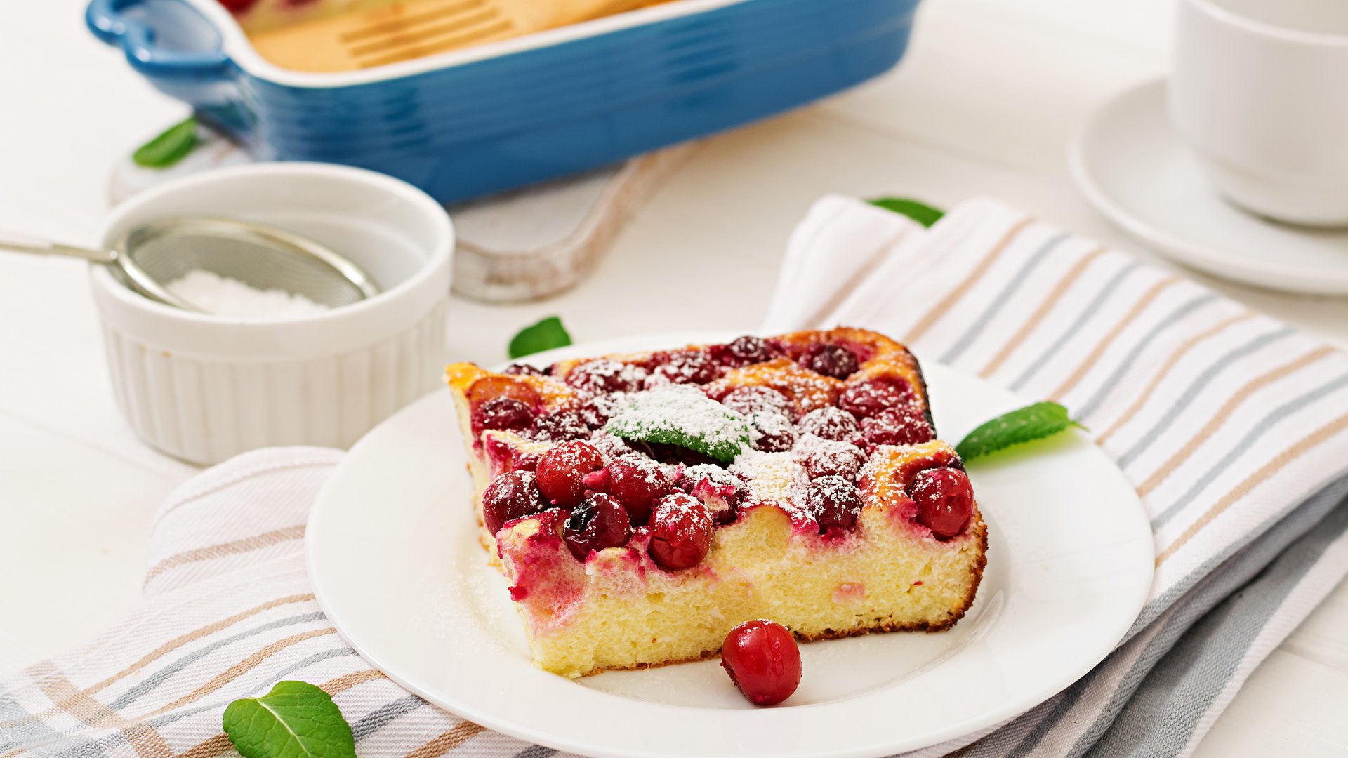 Обои вишня, десерт, сахарная пудра, творог, запеканка, timolina, cherry, dessert, powdered sugar, cheese, casserole разрешение 6000x4000 Загрузить