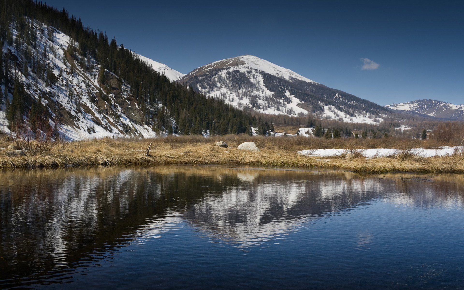 Обои озеро, горы, казахстан, lake, mountains, kazakhstan разрешение 2300x1294 Загрузить