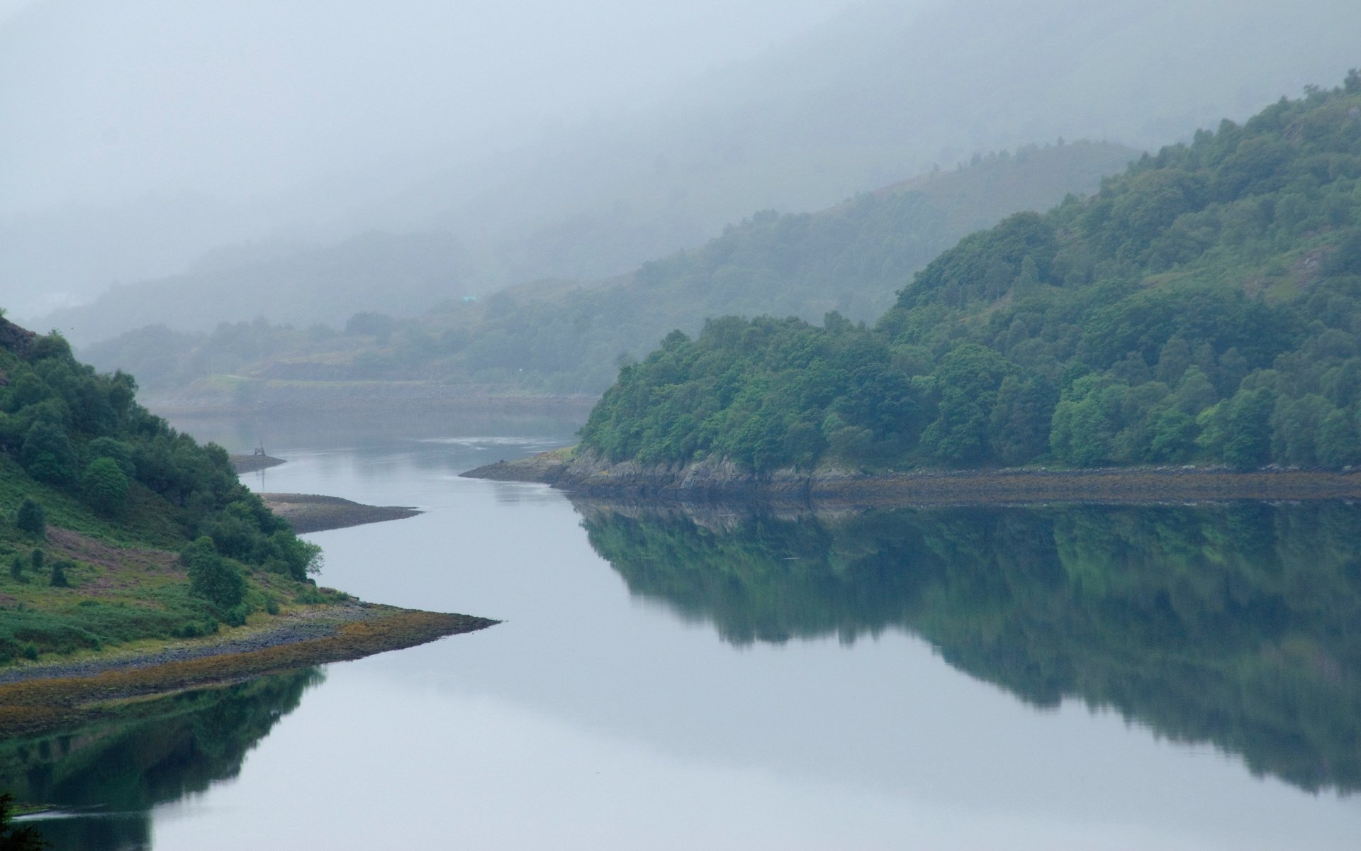 Обои небо, вода, река, горы, туман, шотландия, the sky, water, river, mountains, fog, scotland разрешение 3634x2331 Загрузить