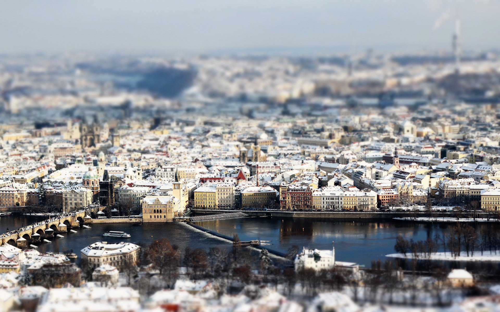 Обои снег, зима, город, прага, tilt-shift, snow, winter, the city, prague разрешение 2560x1600 Загрузить