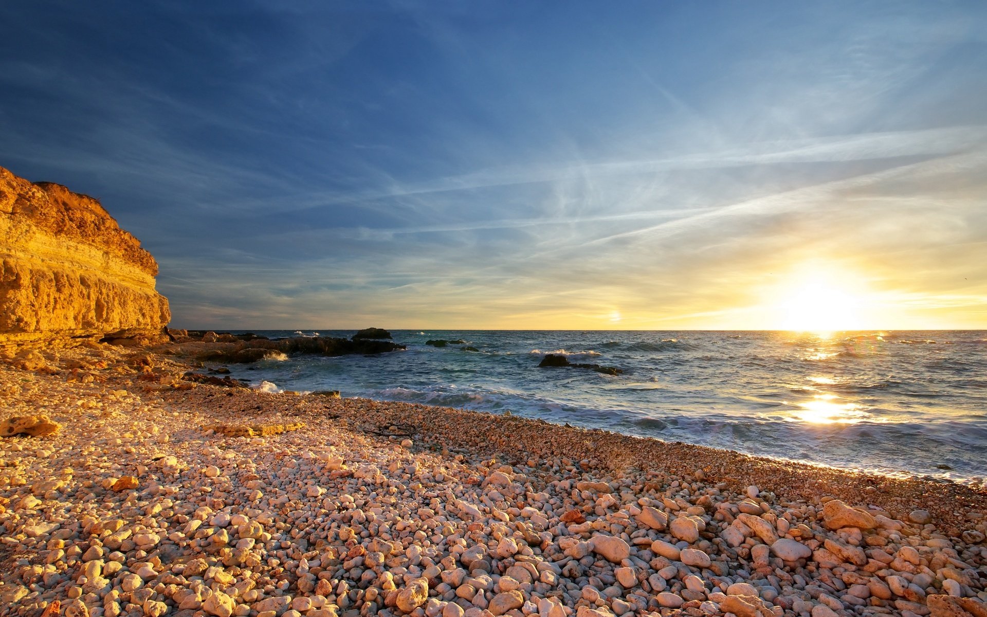 Обои скалы, камни, море, пляж, побережье, rocks, stones, sea, beach, coast разрешение 2560x1600 Загрузить