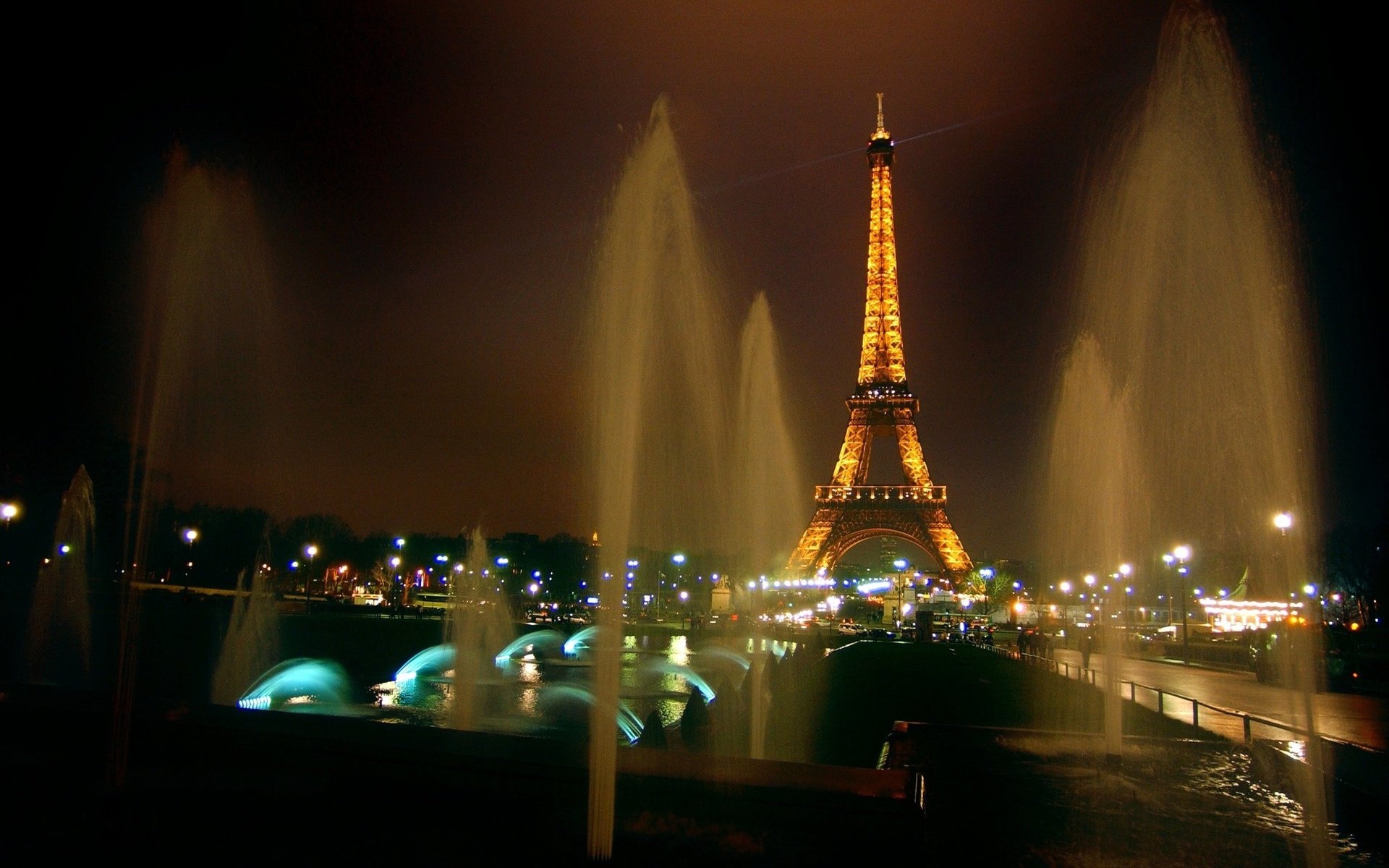 Обои ночь, париж, фонтан, эйфелева башня, night, paris, fountain, eiffel tower разрешение 2560x1600 Загрузить