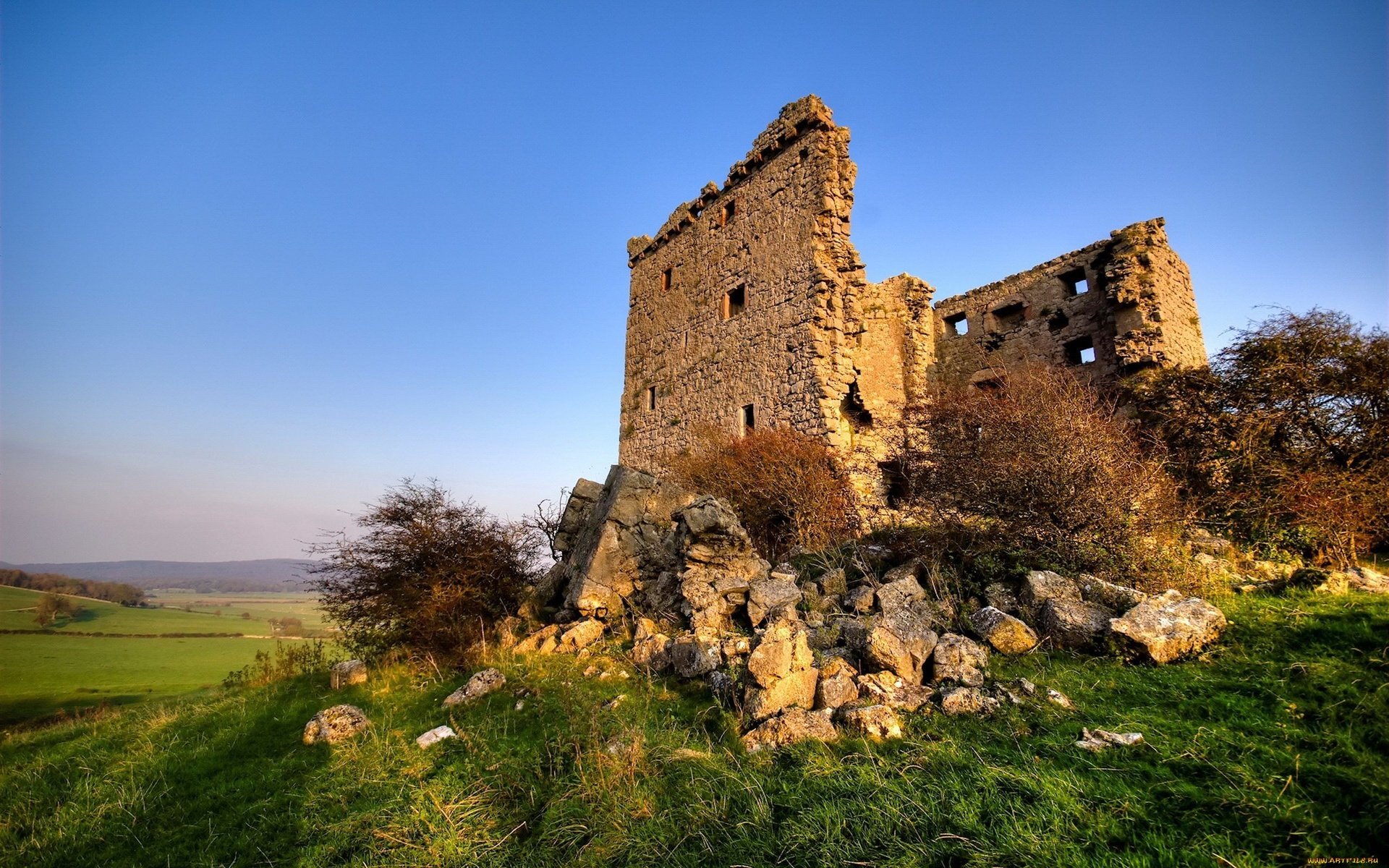 Обои небо, трава, развалины, здание, the sky, grass, the ruins, the building разрешение 2560x1600 Загрузить