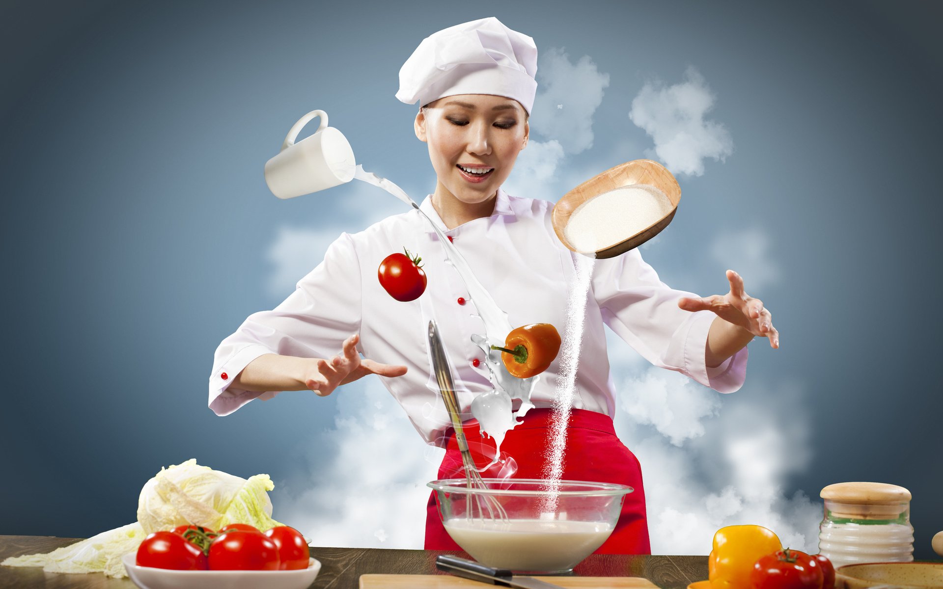 Обои девушка, улыбка, яйца, молоко, помидоры, повар, перчики, girl, smile, eggs, milk, tomatoes, cook, peppers разрешение 2560x1600 Загрузить