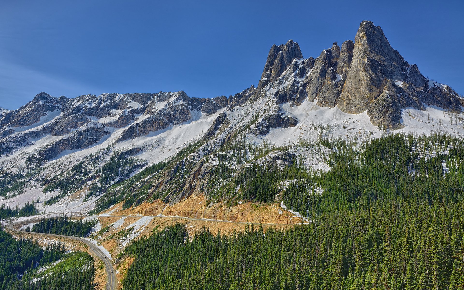 Обои дорога, горы, снег, лес, road, mountains, snow, forest разрешение 2048x1367 Загрузить