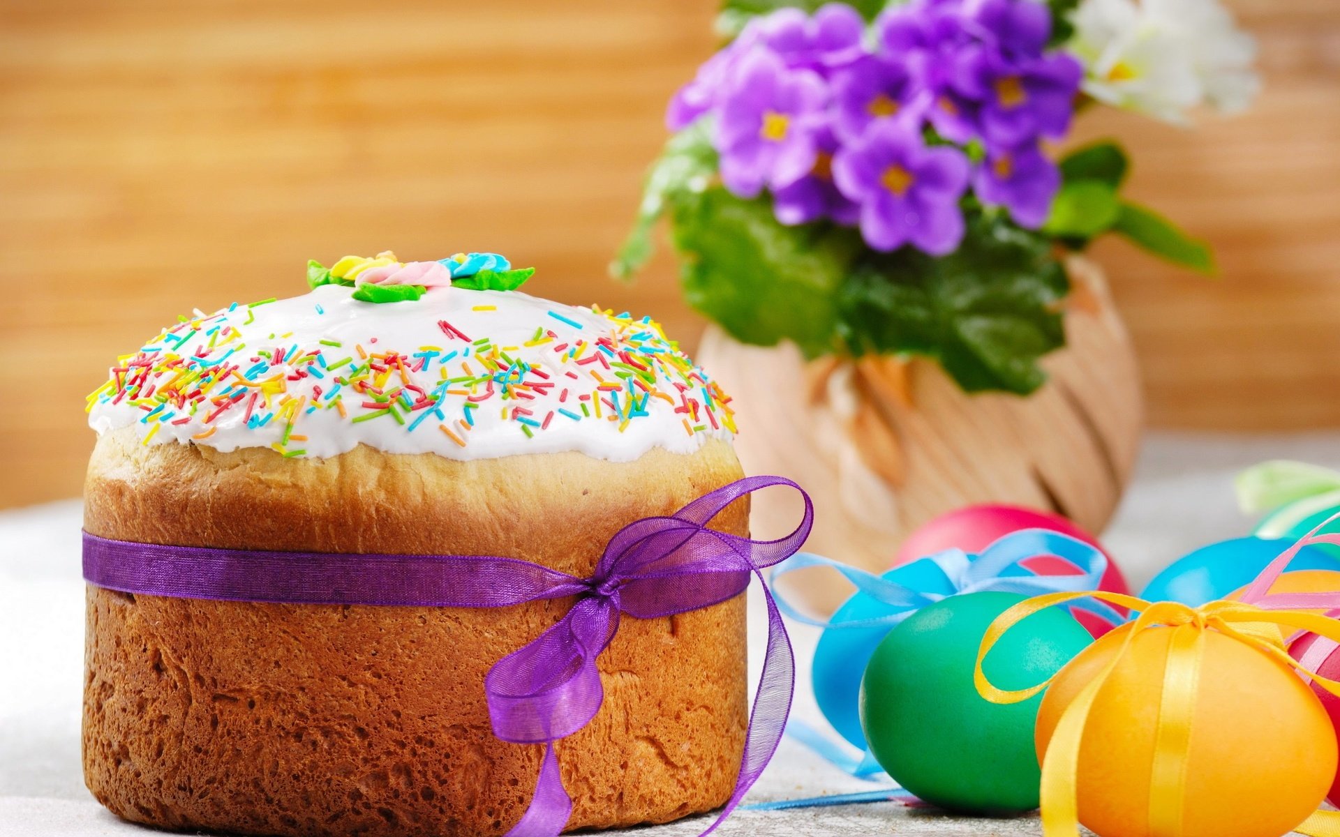 Обои весна, пасха, яйца, кулич, фиалки, пасхальный кулич, spring, easter, eggs, cake, violet, easter cake разрешение 2560x1600 Загрузить