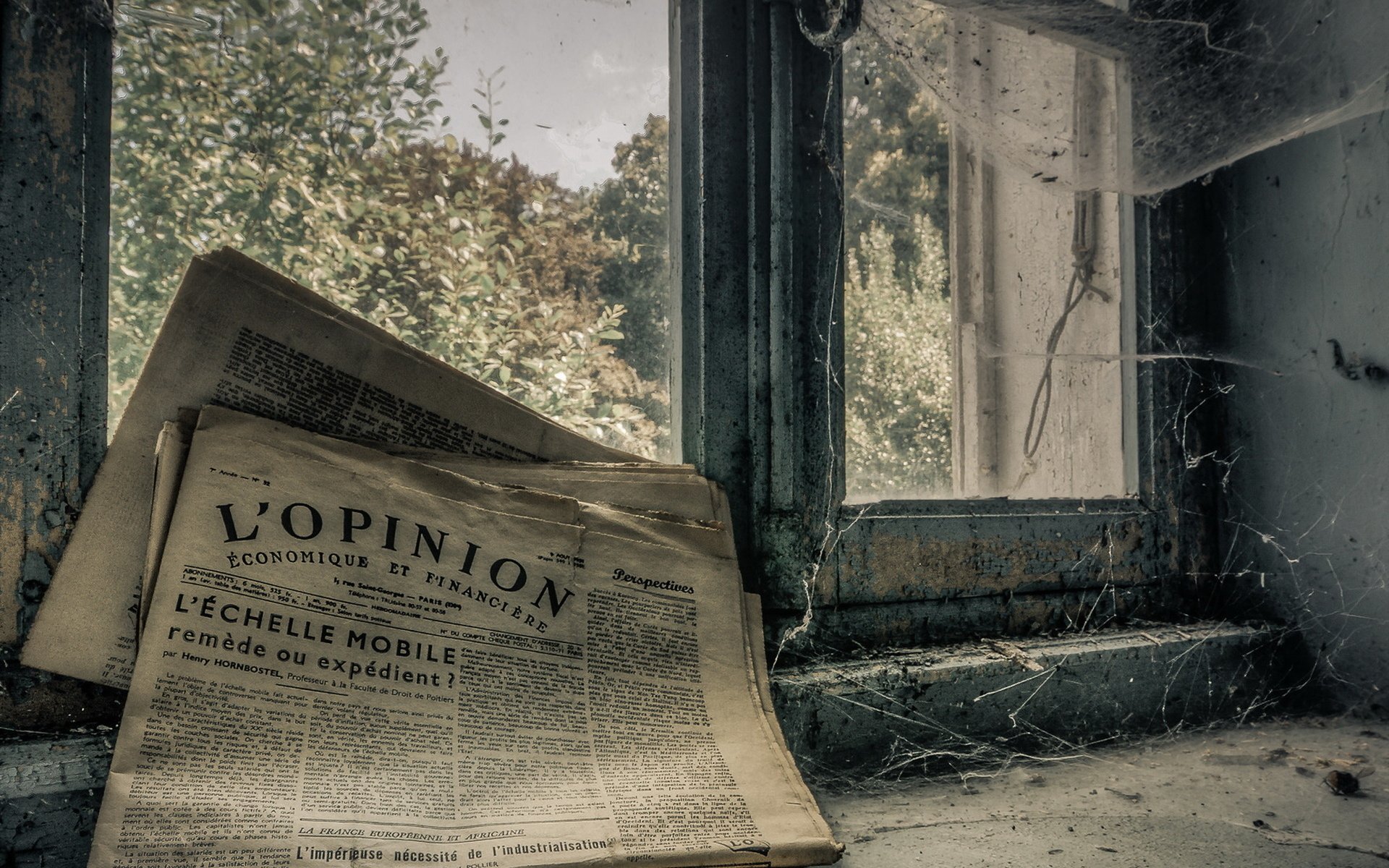 Обои окно, газета, old news, window, newspaper разрешение 1920x1348 Загрузить