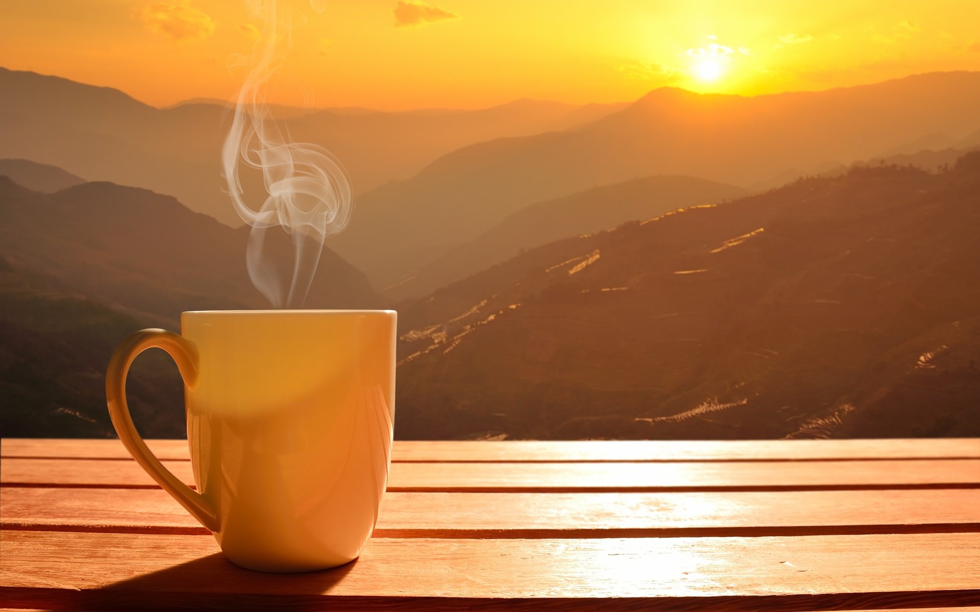 Обои солнце, утро, рассвет, кофе, чашка, горячая, доброе утро, coffee cup, the sun, morning, dawn, coffee, cup, hot, good morning разрешение 4252x2883 Загрузить