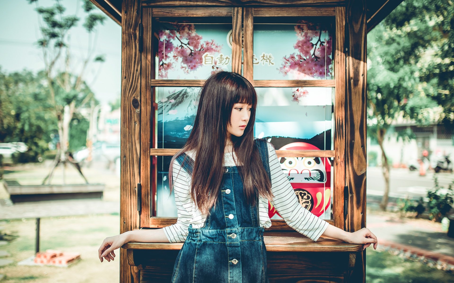 Обои девушка, настроение, фон, взгляд, волосы, лицо, азиатка, girl, mood, background, look, hair, face, asian разрешение 5590x3732 Загрузить