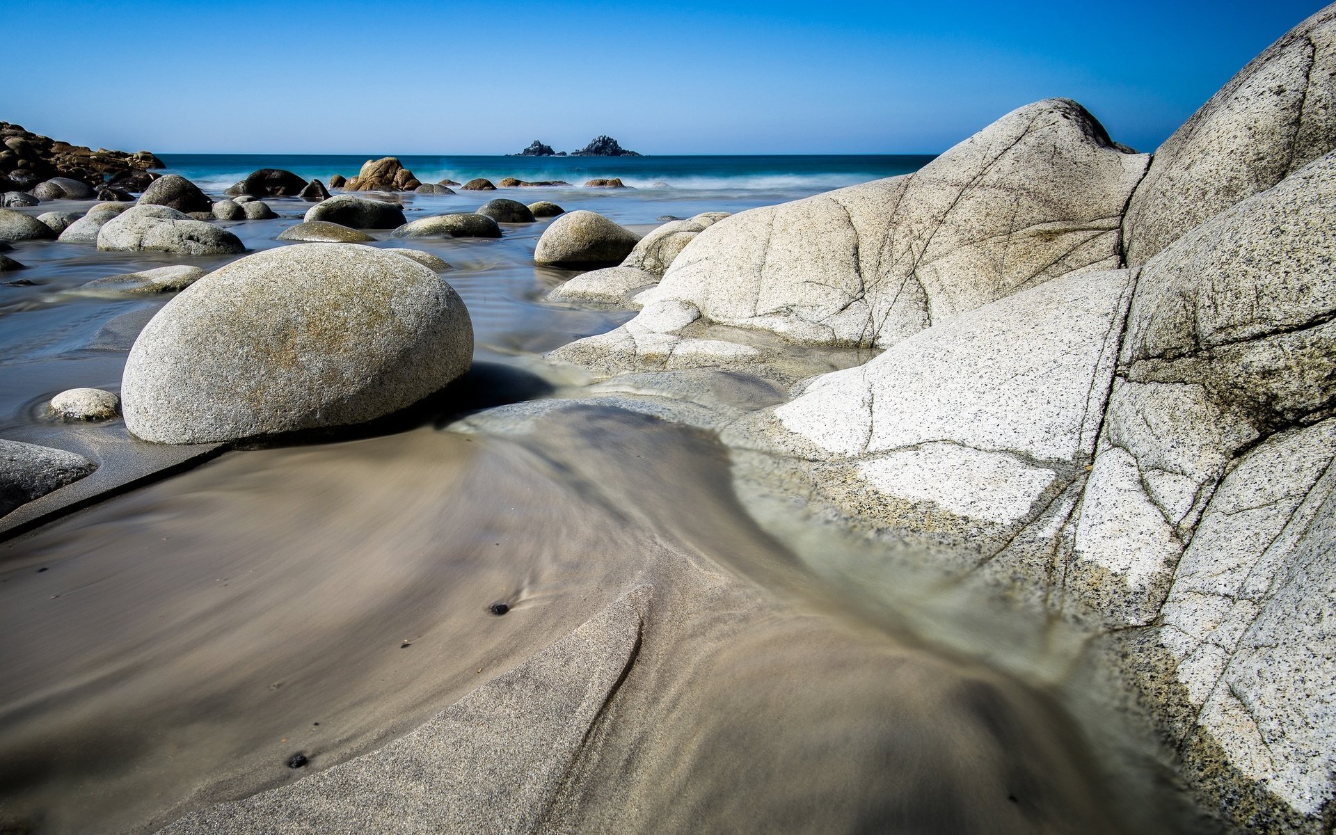 Обои скалы, камни, берег, пейзаж, море, rocks, stones, shore, landscape, sea разрешение 2048x1374 Загрузить