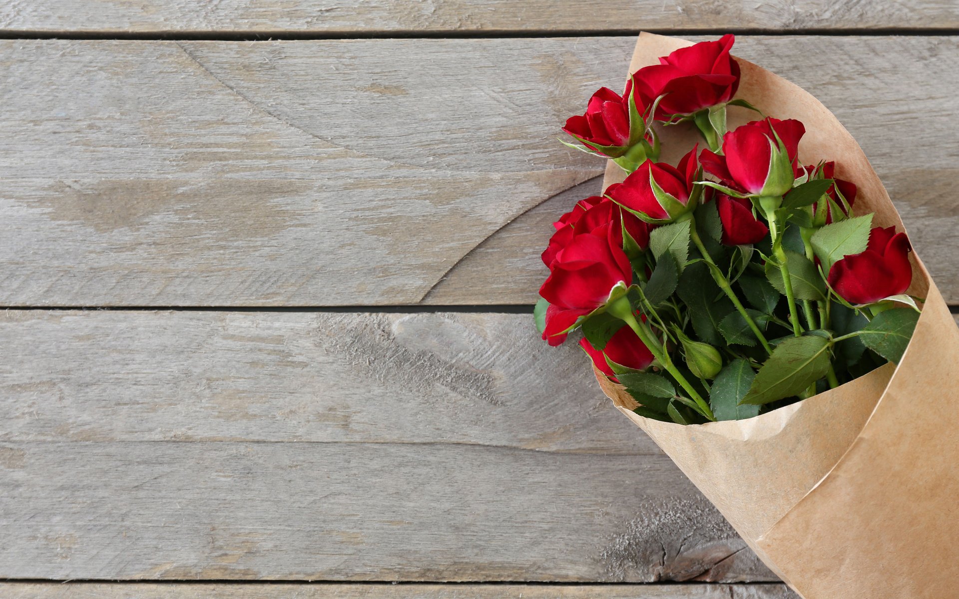 Обои цветы, розы, лепестки, букет, красные розы, flowers, roses, petals, bouquet, red roses разрешение 3840x2400 Загрузить