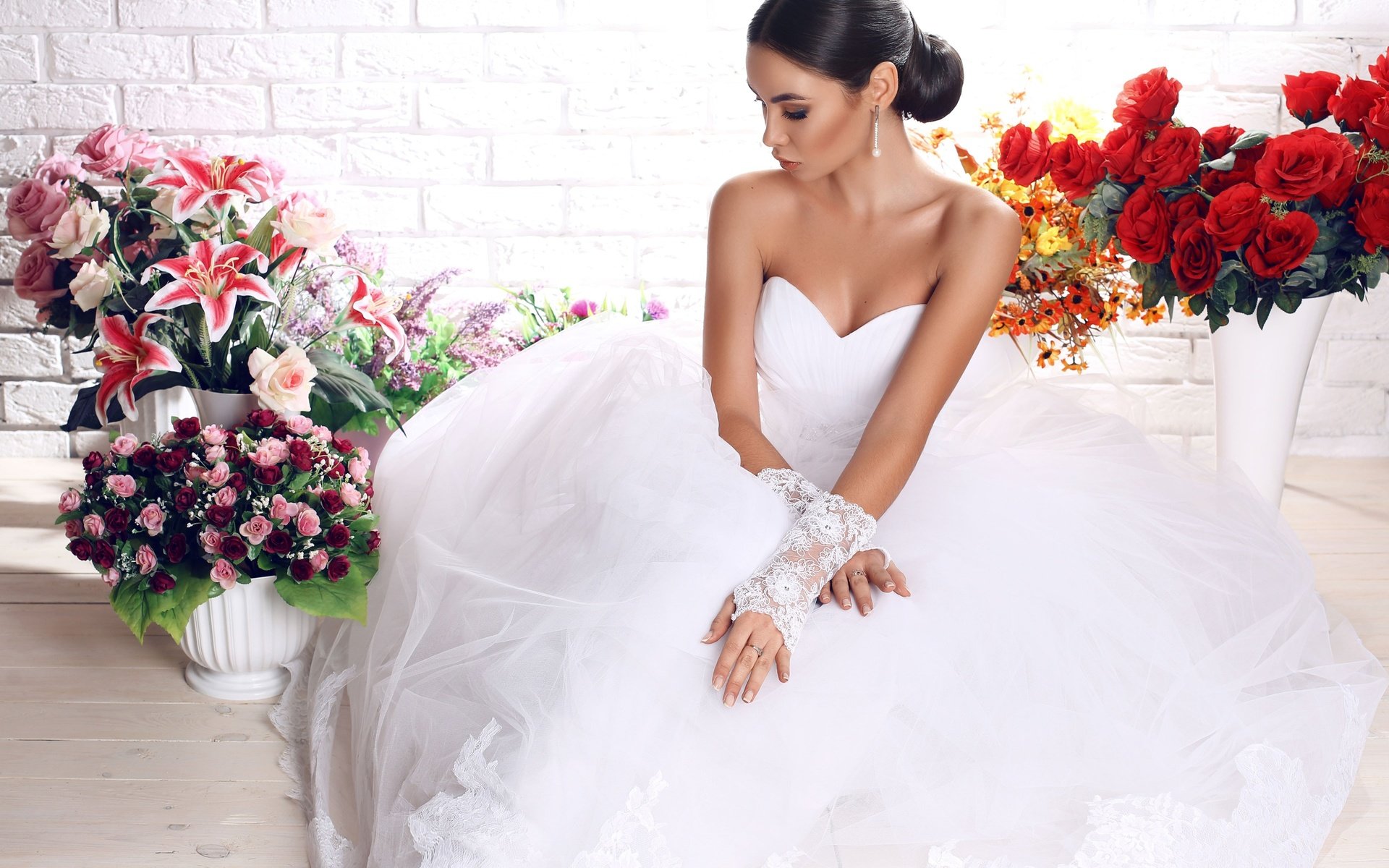 Свадебные платья и невесты