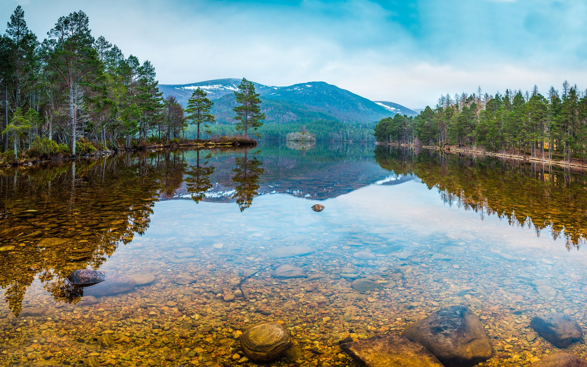 Обои озеро, карелия, горы, природа, камни, лес, отражение, пейзаж, россия, lake, karelia, mountains, nature, stones, forest, reflection, landscape, russia разрешение 3840x2400 Загрузить