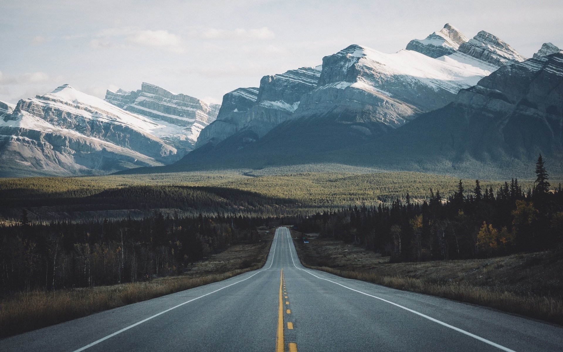 Обои дорога, горы, природа, канада, johannes hulsch, road, mountains, nature, canada разрешение 2048x1365 Загрузить
