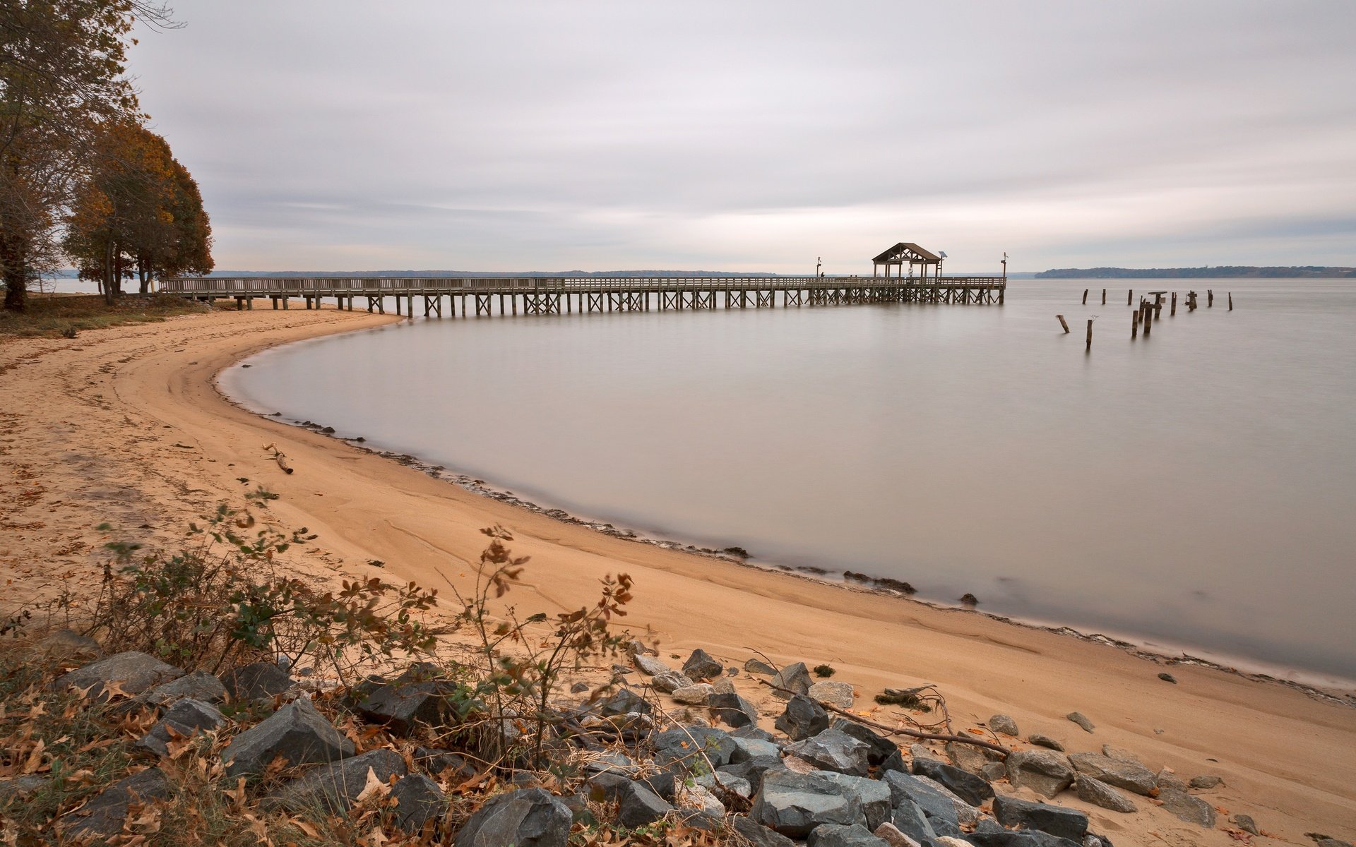 Обои вода, пляж, пирс, сша, вирджиния, лисильвания, water, beach, pierce, usa, va, leesylvania разрешение 4000x2667 Загрузить