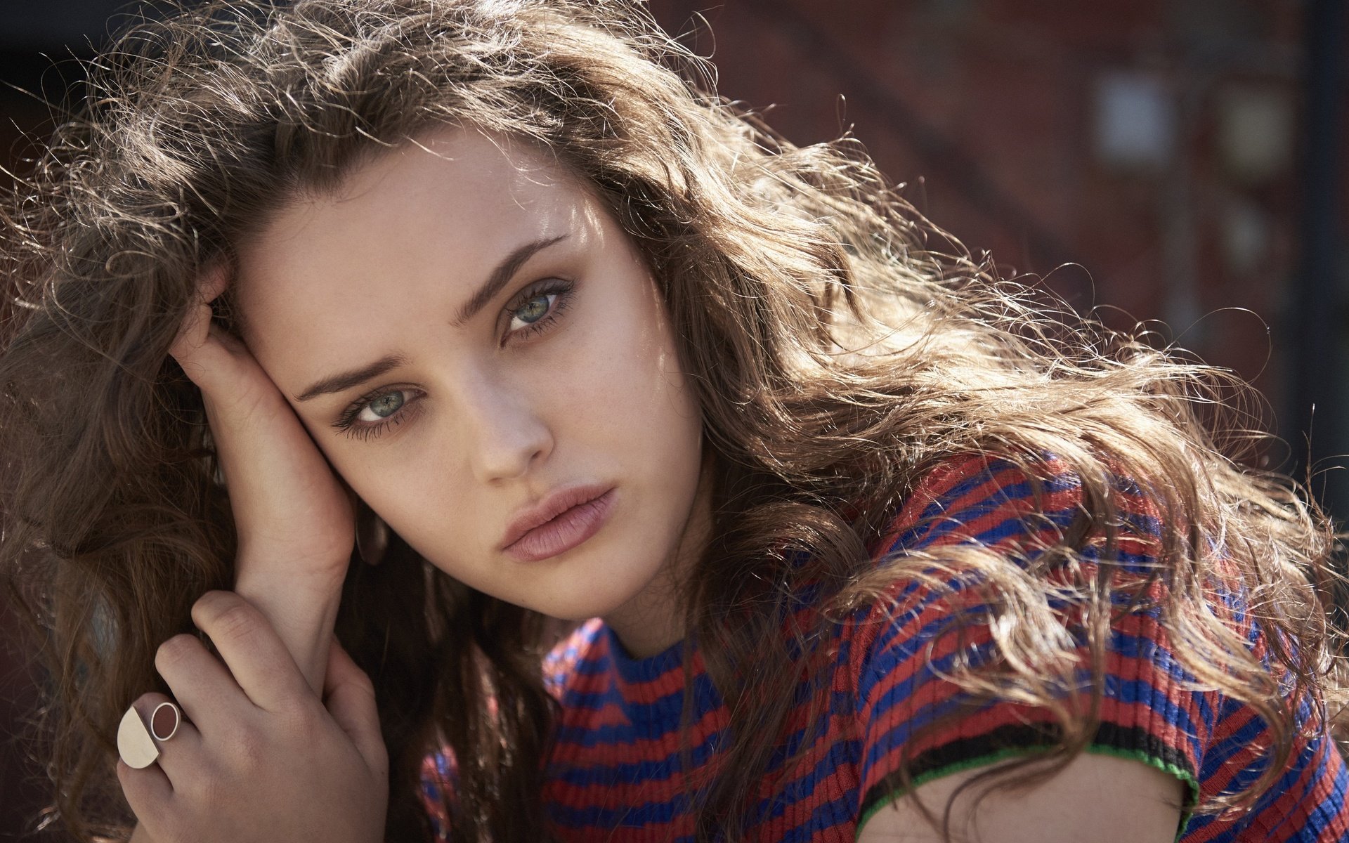 Обои девушка, katherine langford, кэтрин лангфорд, портрет, взгляд, модель, волосы, лицо, актриса, вьющиеся волосы, girl, catherine langford, portrait, look, model, hair, face, actress, curly hair разрешение 2500x1668 Загрузить