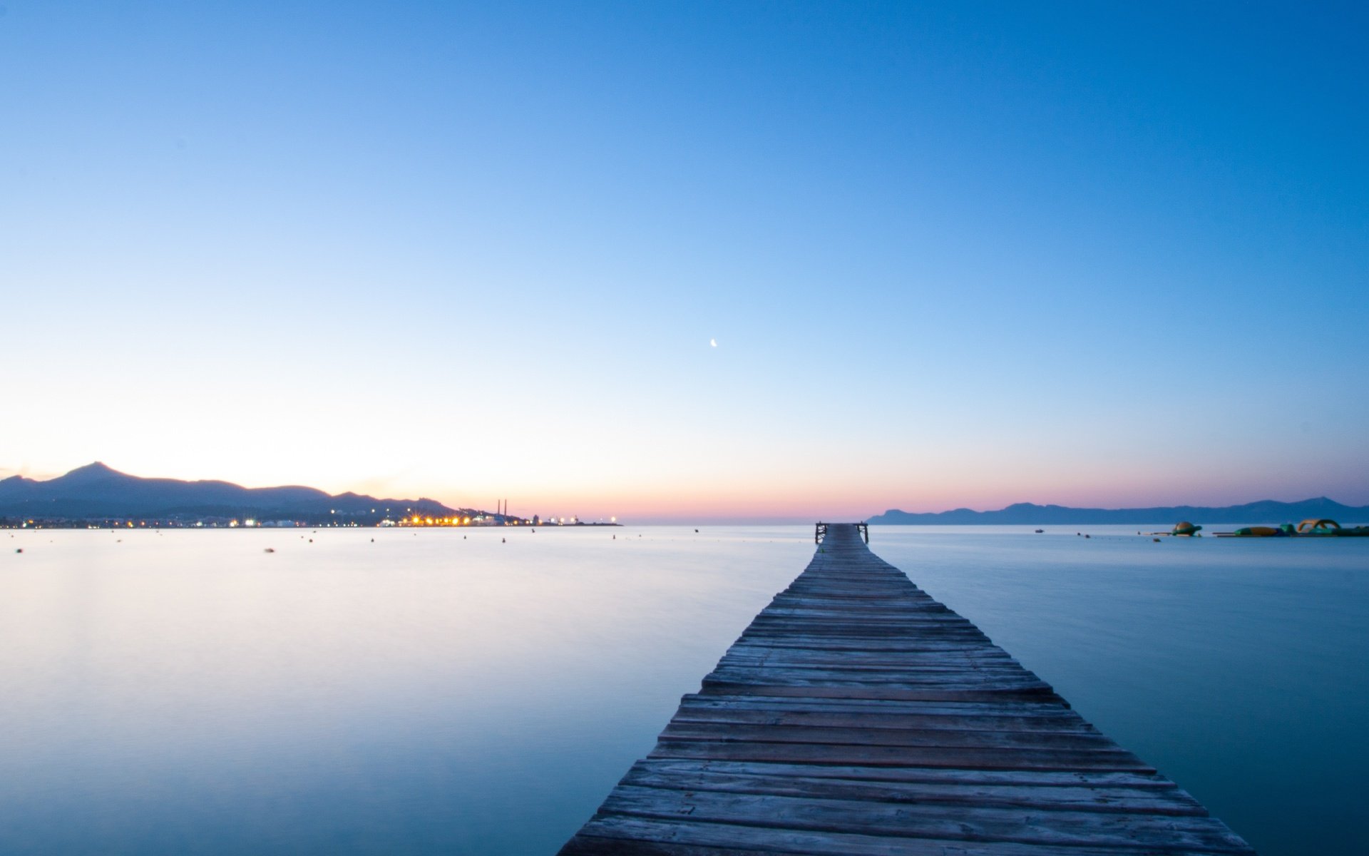 Обои небо, закат, горизонт, пирс, причал, испания, майорка, the sky, sunset, horizon, pierce, pier, spain, majorca разрешение 4010x2673 Загрузить