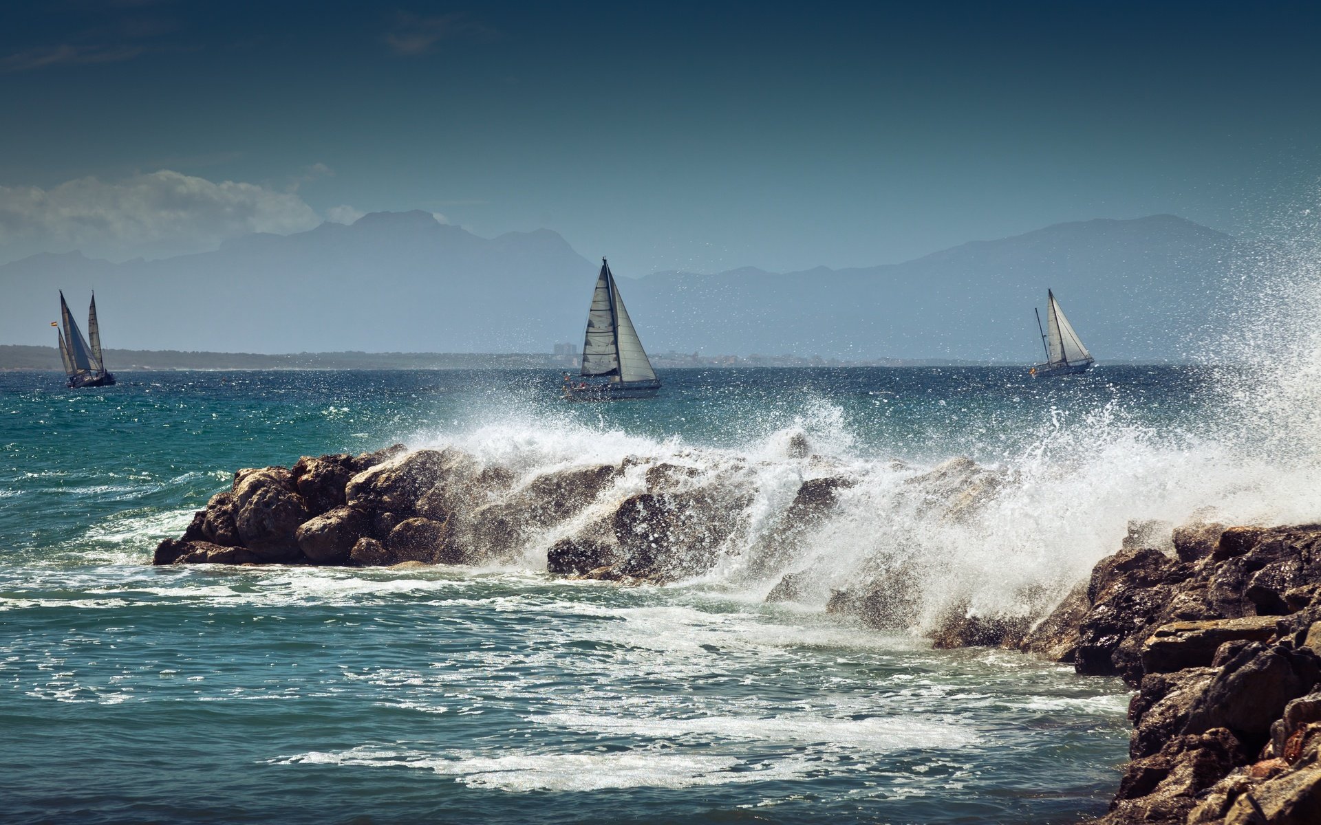 Обои волны, море, парусник, лодки, побережье, wave, sea, sailboat, boats, coast разрешение 4752x3168 Загрузить