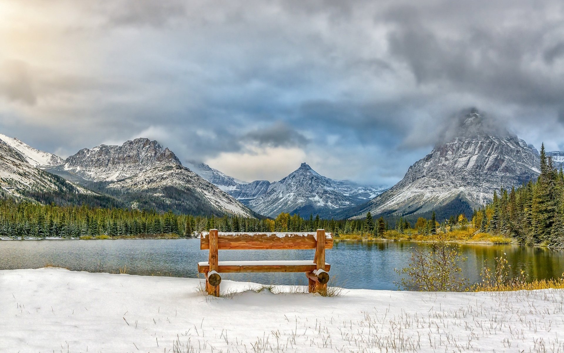 Обои небо, облака, деревья, озеро, горы, скамья, the sky, clouds, trees, lake, mountains, bench разрешение 1920x1282 Загрузить