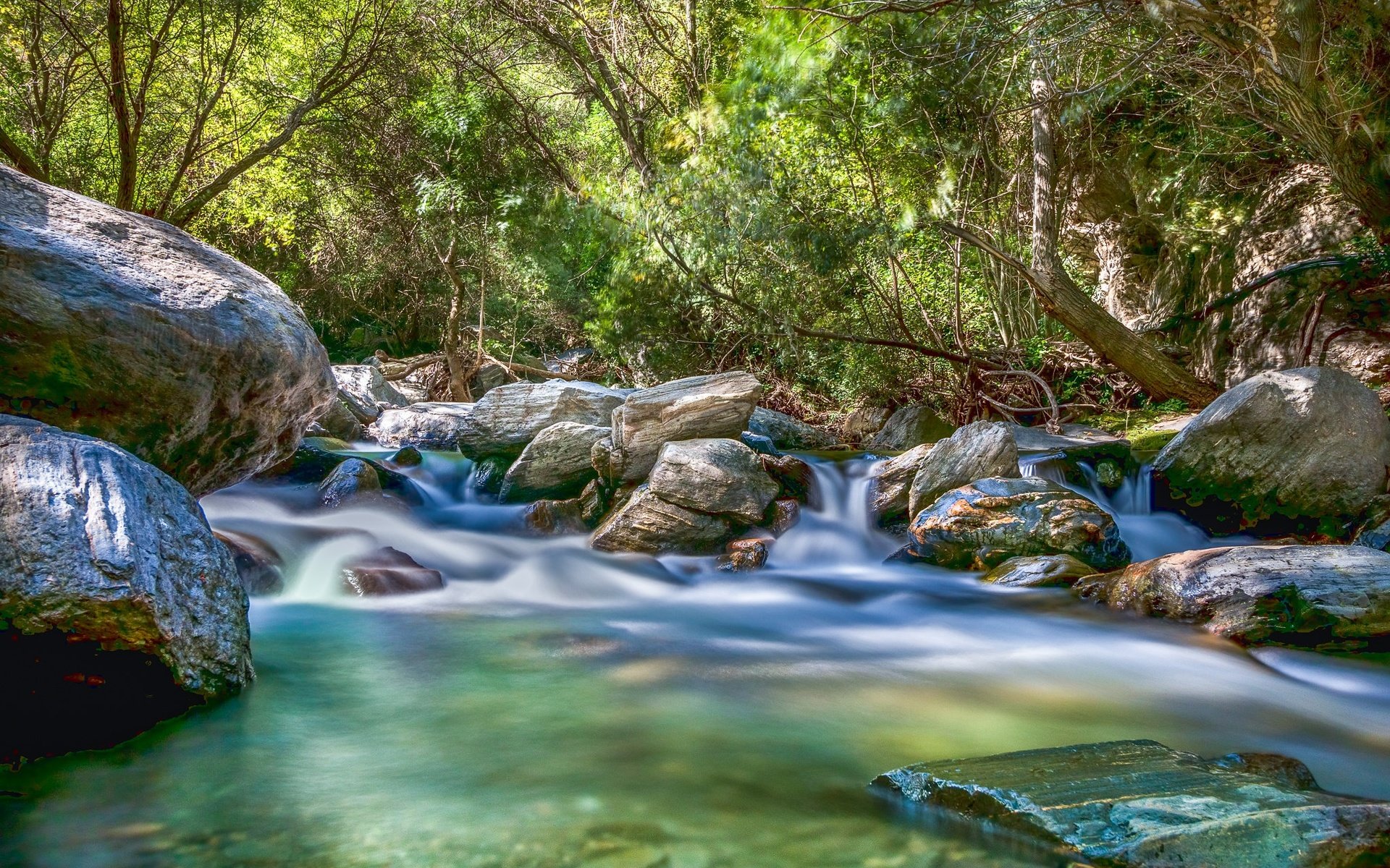 Обои река, камни, лес, поток, river, stones, forest, stream разрешение 2048x1365 Загрузить