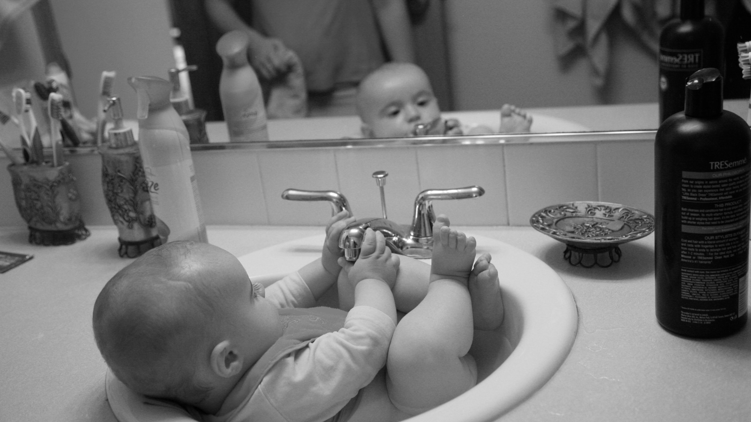 Обои дети, ребенок, купание, ванна, children, child, bathing, bath разрешение 4368x2912 Загрузить