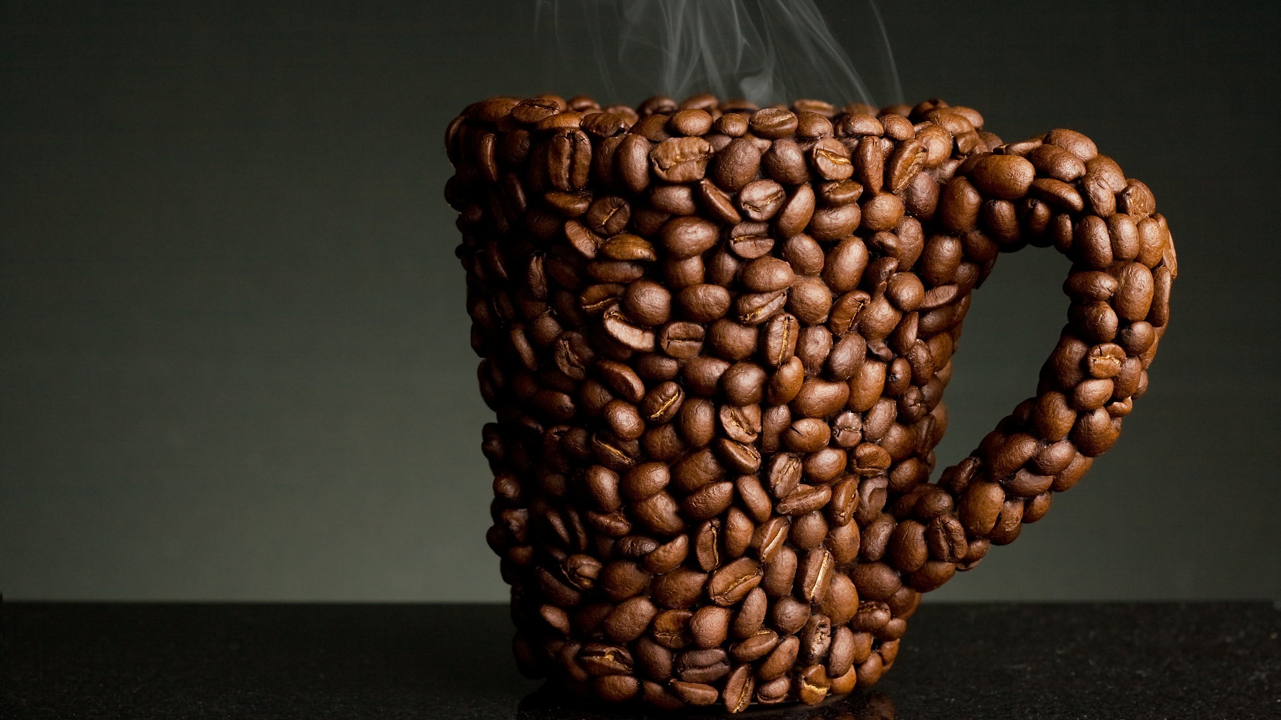 Обои кофе, кружка, кофейные зерна, coffee, mug, coffee beans разрешение 7776x5184 Загрузить