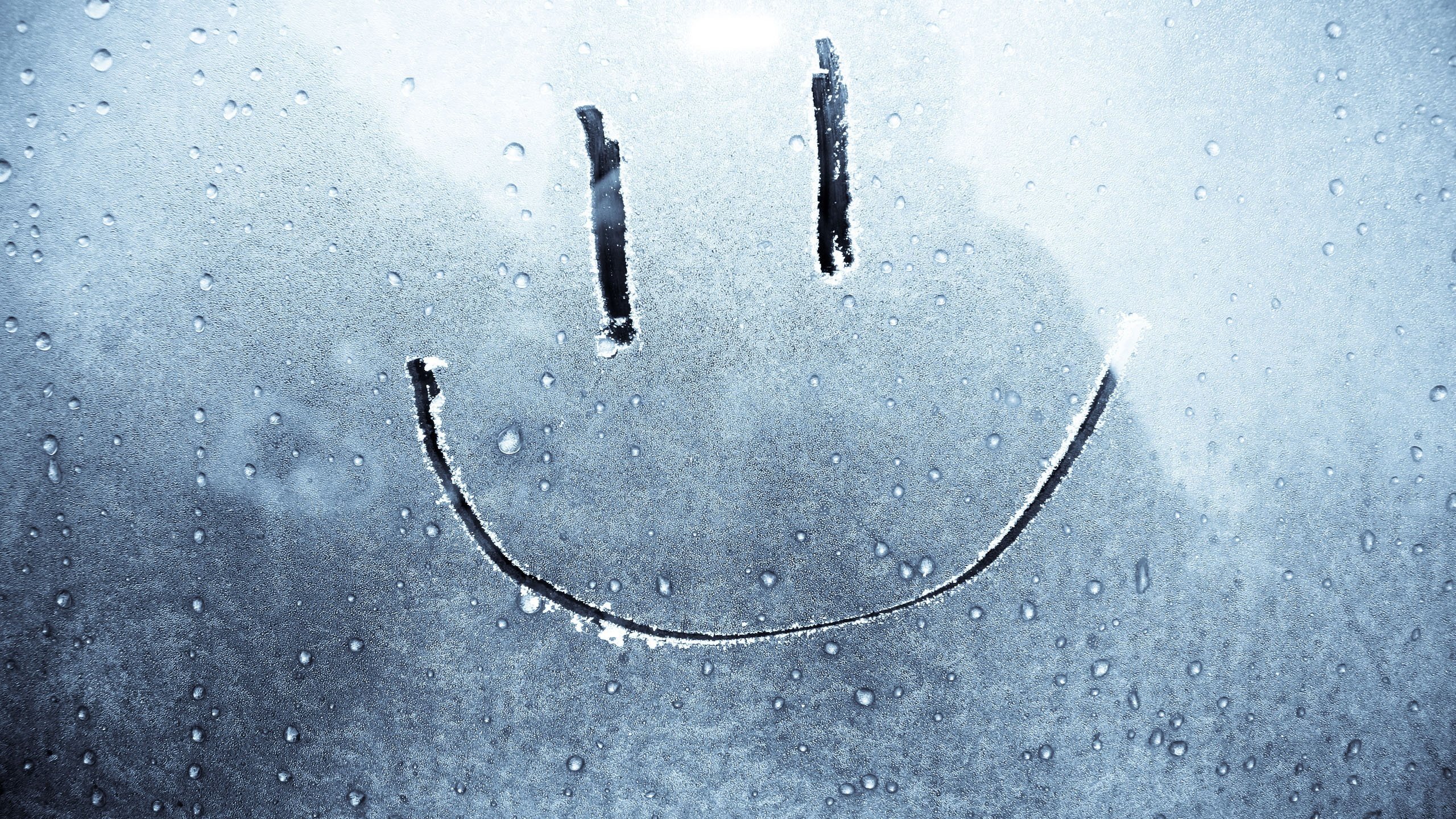 Обои улыбка, лёд, окно, стекло, смайлик, smile, ice, window, glass, smiley разрешение 2560x1600 Загрузить