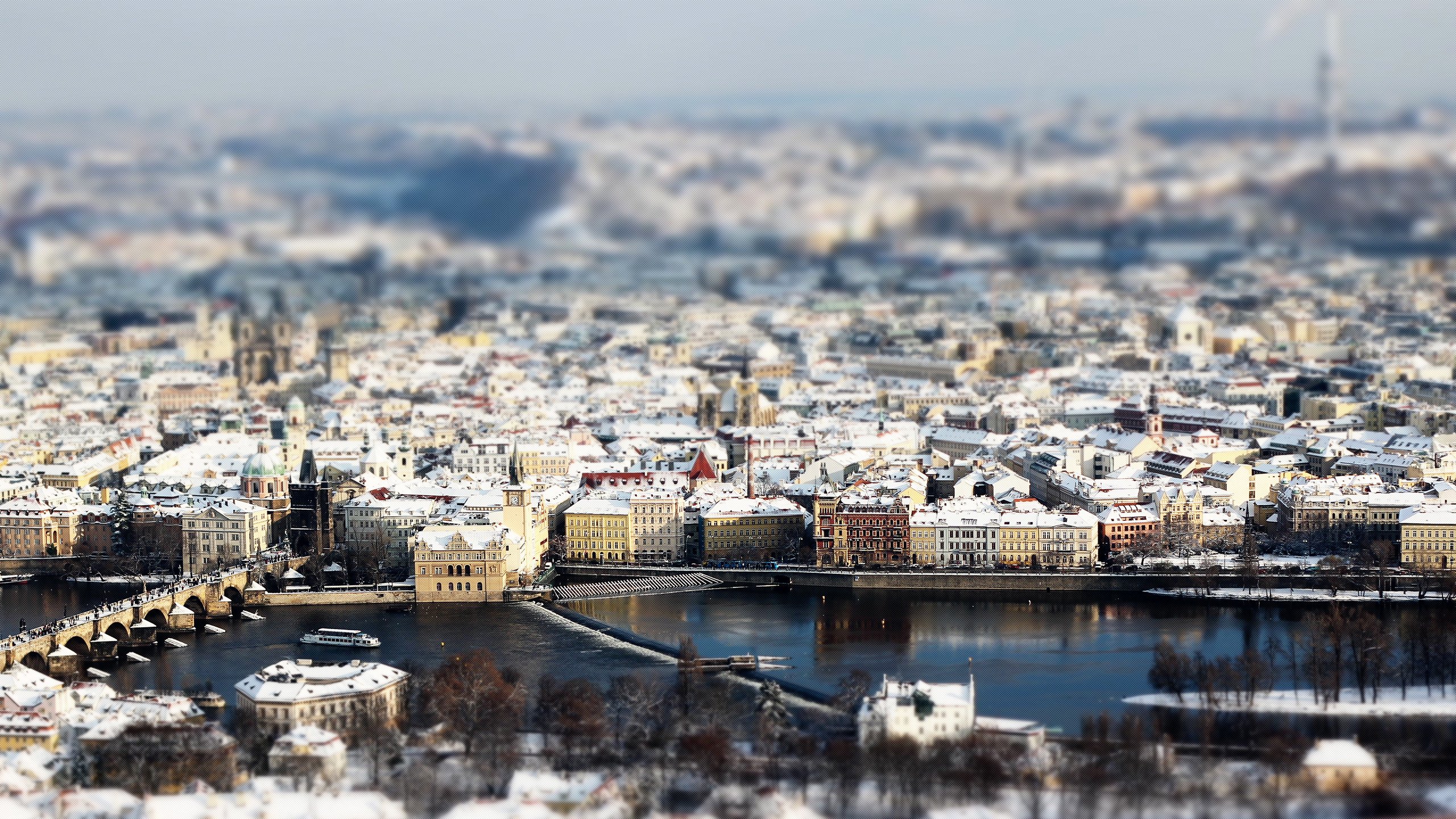 Обои снег, зима, город, прага, tilt-shift, snow, winter, the city, prague разрешение 2560x1600 Загрузить