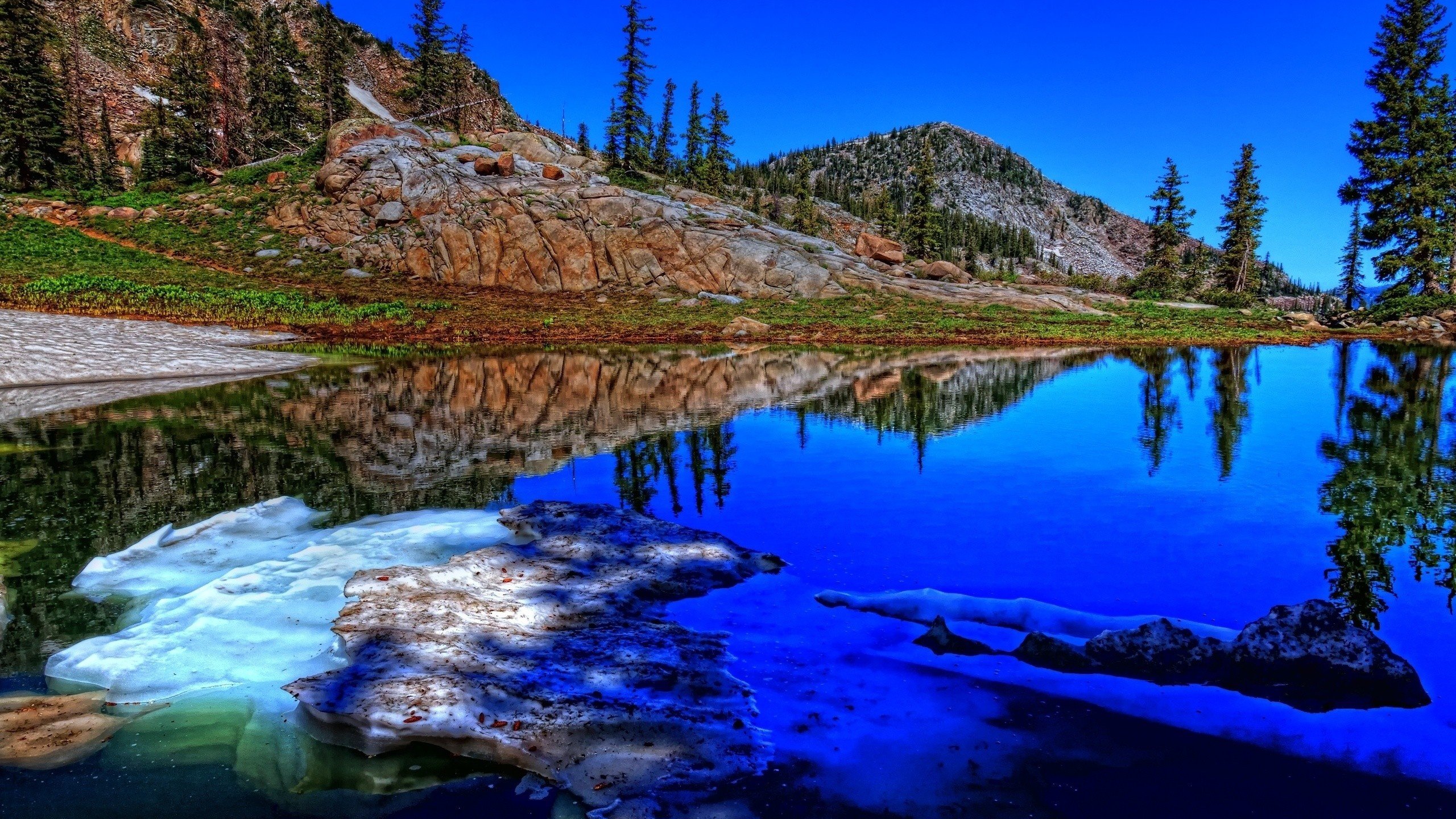 Обои небо, озеро, горы, отражение, голубое, the sky, lake, mountains, reflection, blue разрешение 2560x1600 Загрузить