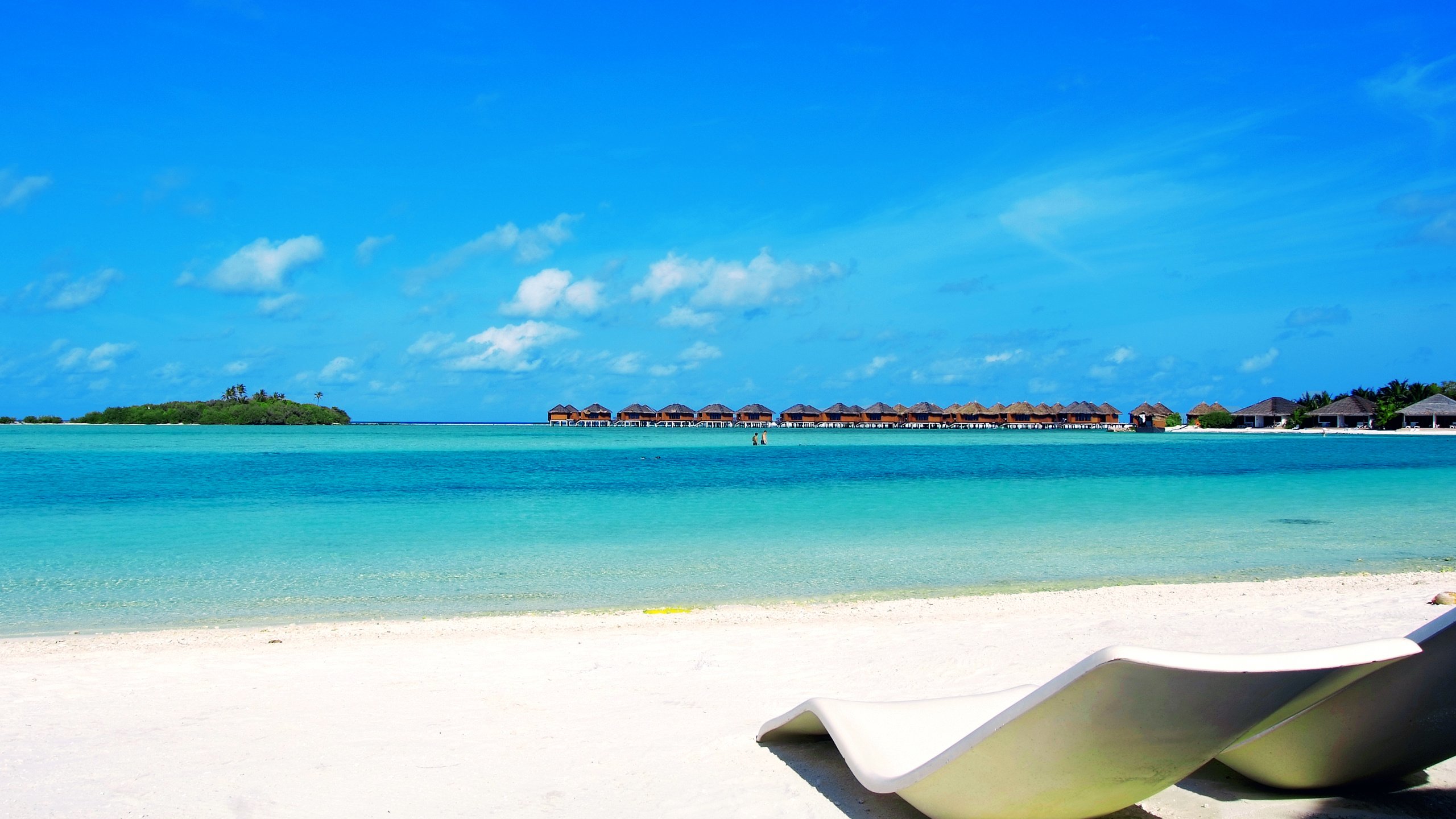 Обои море, пляж, бунгало, тропики, мальдивы, sea, beach, bungalow, tropics, the maldives разрешение 4244x2830 Загрузить