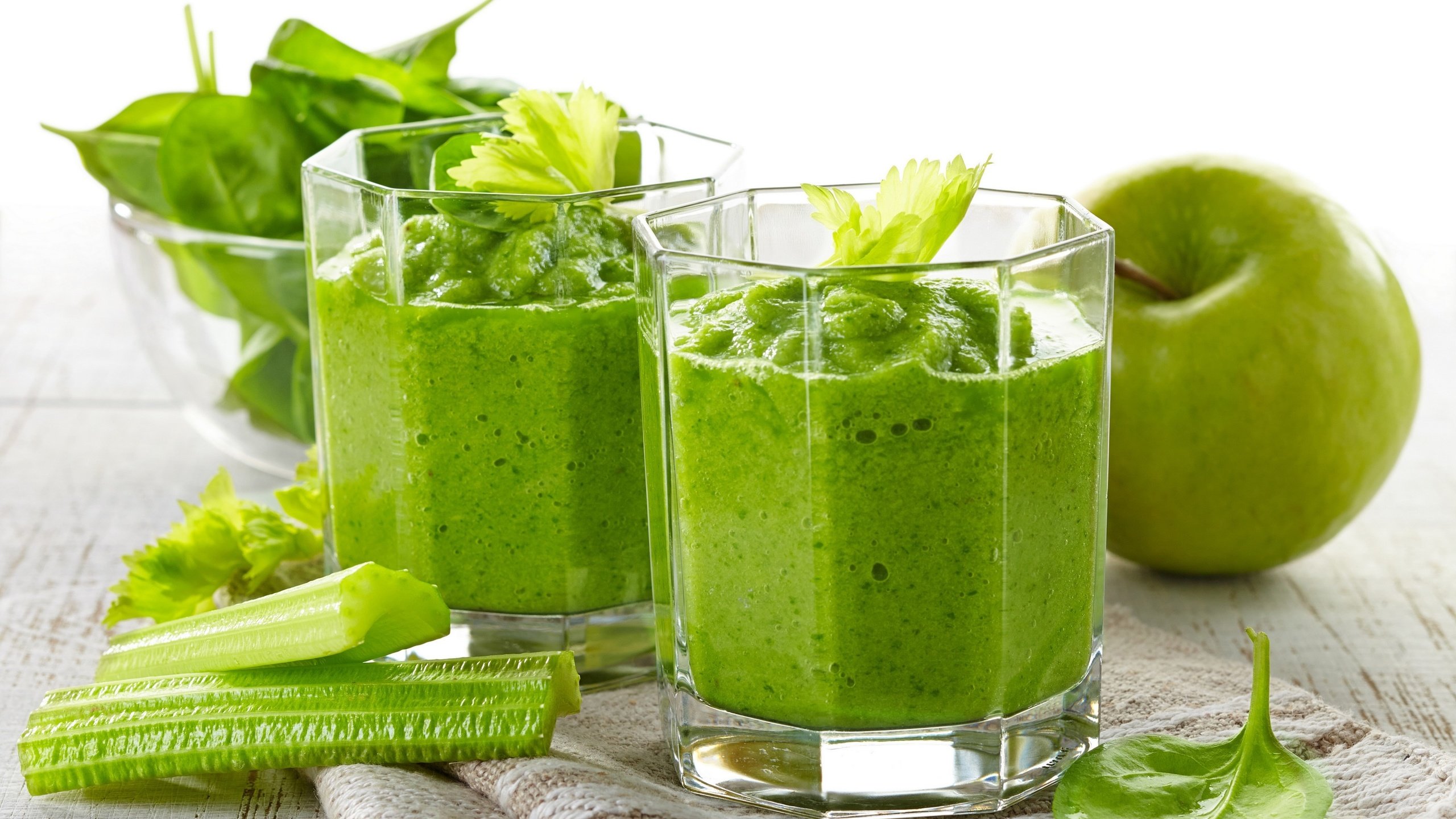 Обои фрукты, овощи, fruits, сок, green smoothies, cтекло, fruit, vegetables, juice, glass разрешение 3840x2160 Загрузить