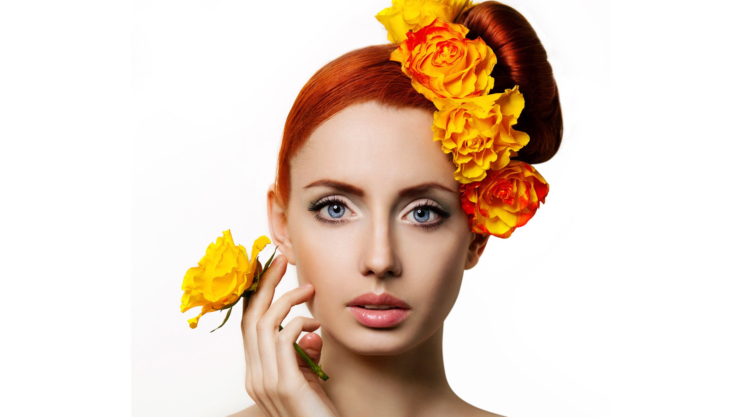 Обои цветы, девушка, модель, лицо, макияж, венок, рыжеволосая, flowers, girl, model, face, makeup, wreath, redhead разрешение 2560x1600 Загрузить