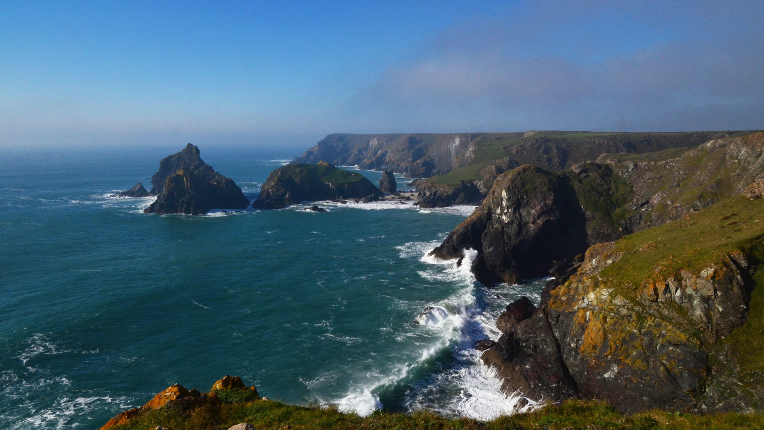 Обои скалы, берег, море, великобритания, англия, kynance ков, rocks, shore, sea, uk, england, kynance cove разрешение 3422x2115 Загрузить