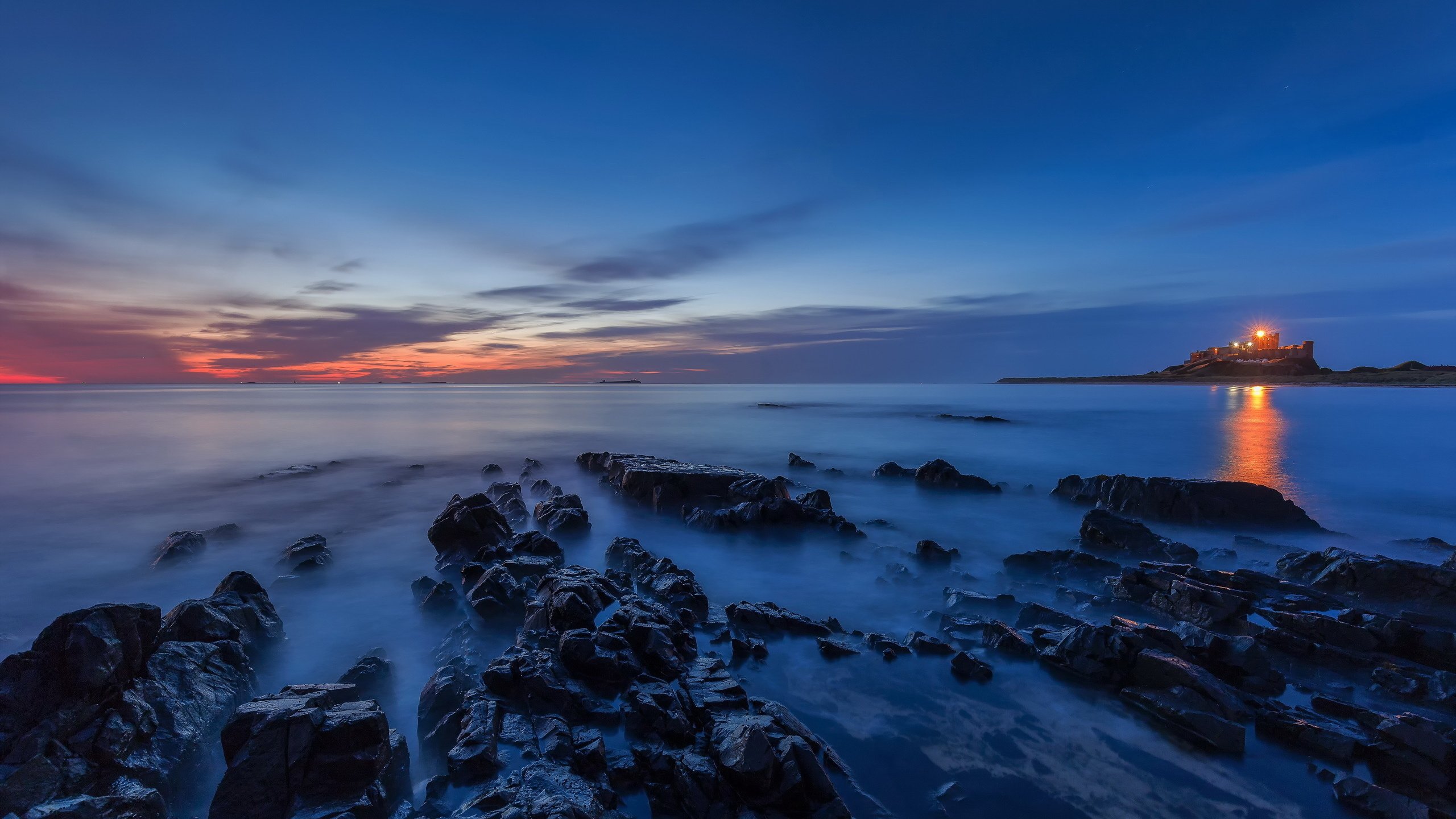 Обои восход, море, утро, bamburgh castle, sunrise, sea, morning разрешение 2560x1644 Загрузить