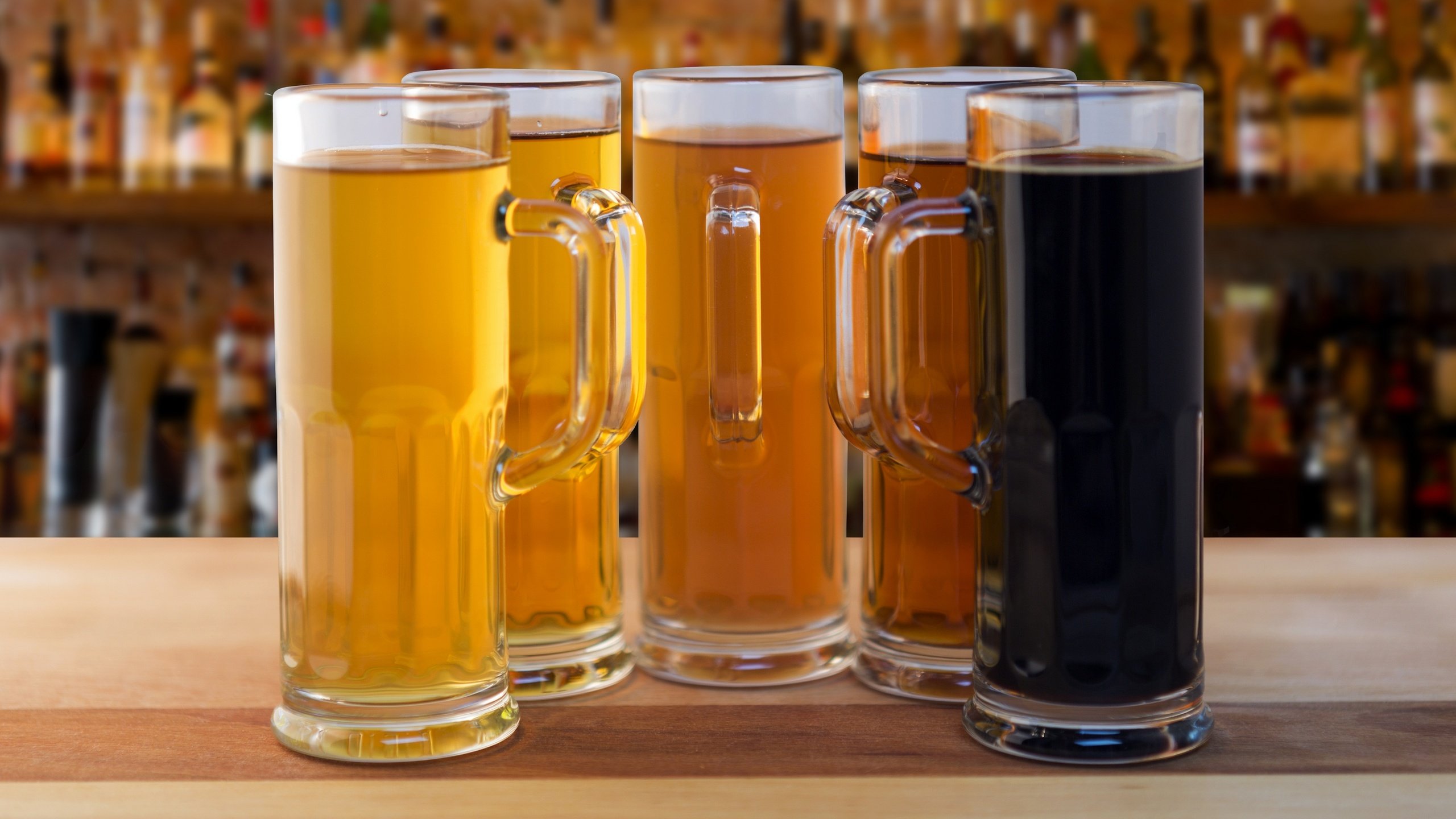 Обои цвет, пиво, алкоголь, расцветка, color, beer, alcohol, colors разрешение 2880x1890 Загрузить