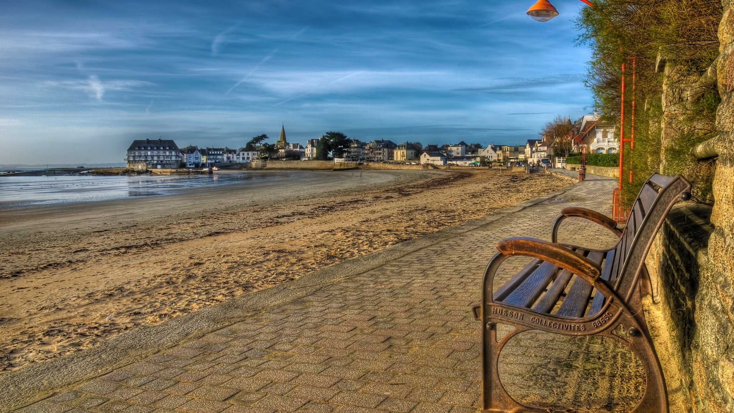 Обои город, набережная, скамейка, франция, франци, larmor, бретань, the city, promenade, bench, france, brittany разрешение 2560x1600 Загрузить