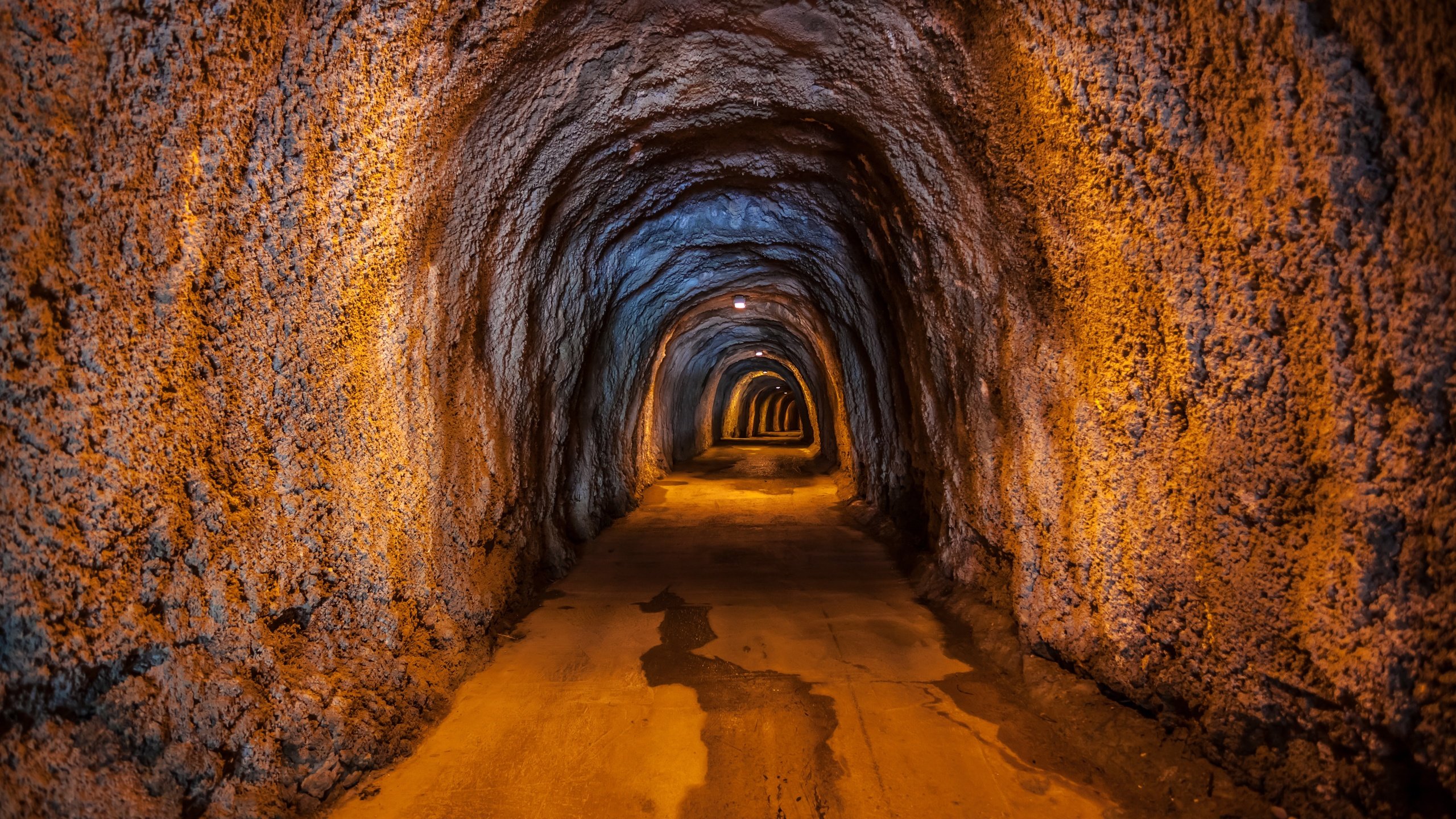 Обои дорога, скалы, туннель, скал, тунель, rail, road, rocks, the tunnel, tunnel разрешение 5616x3744 Загрузить