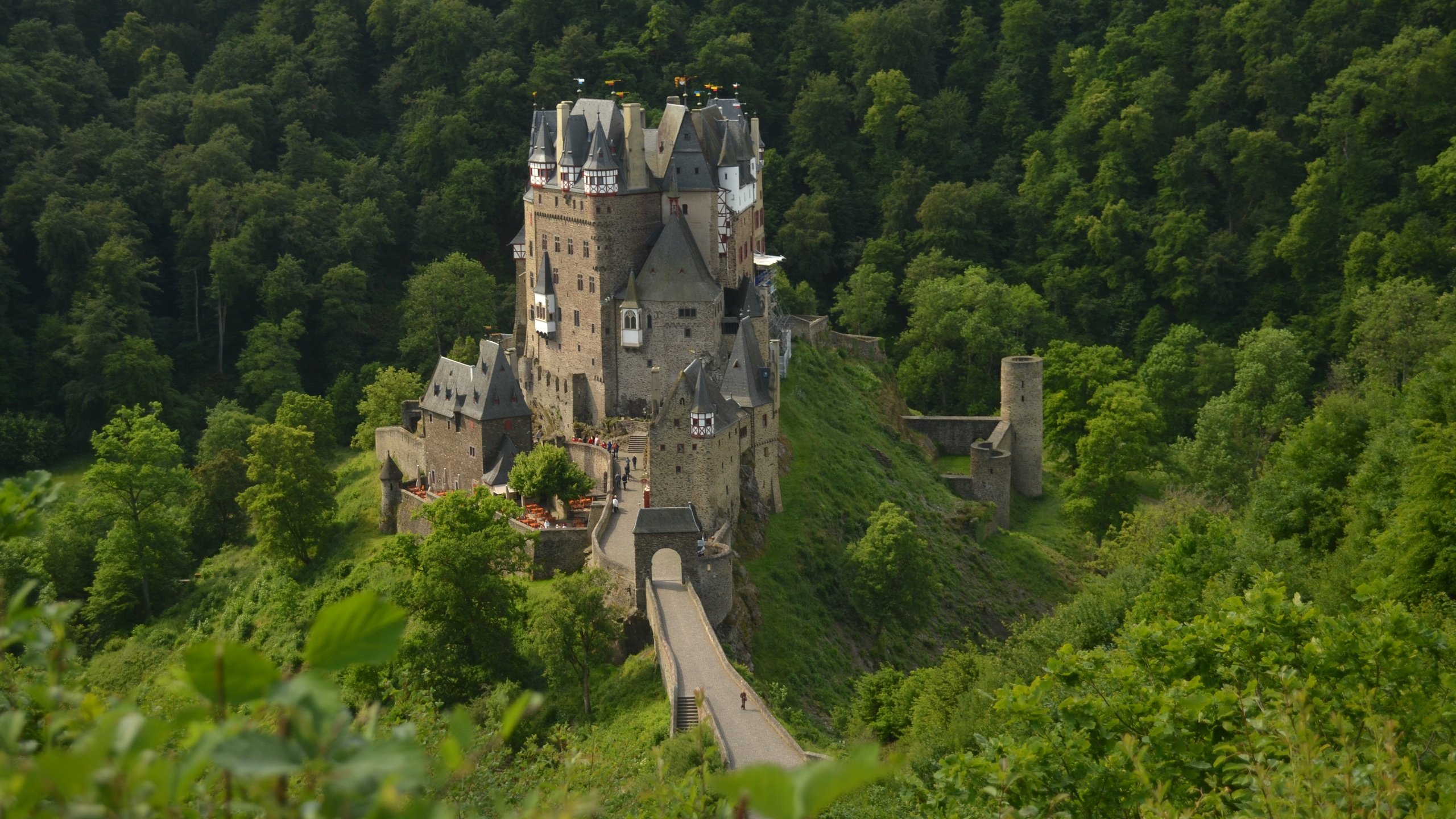 Обои природа, панорама, замок, германия, замок эльц, виршем, nature, panorama, castle, germany, eltz castle, wierschem разрешение 4608x3072 Загрузить