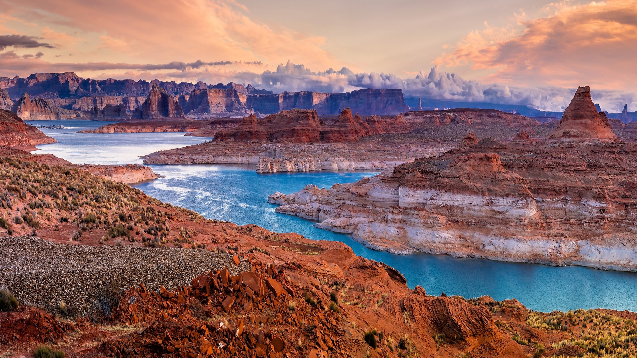 Обои облака, река, горы, камни, каньон, clouds, river, mountains, stones, canyon разрешение 3000x2000 Загрузить