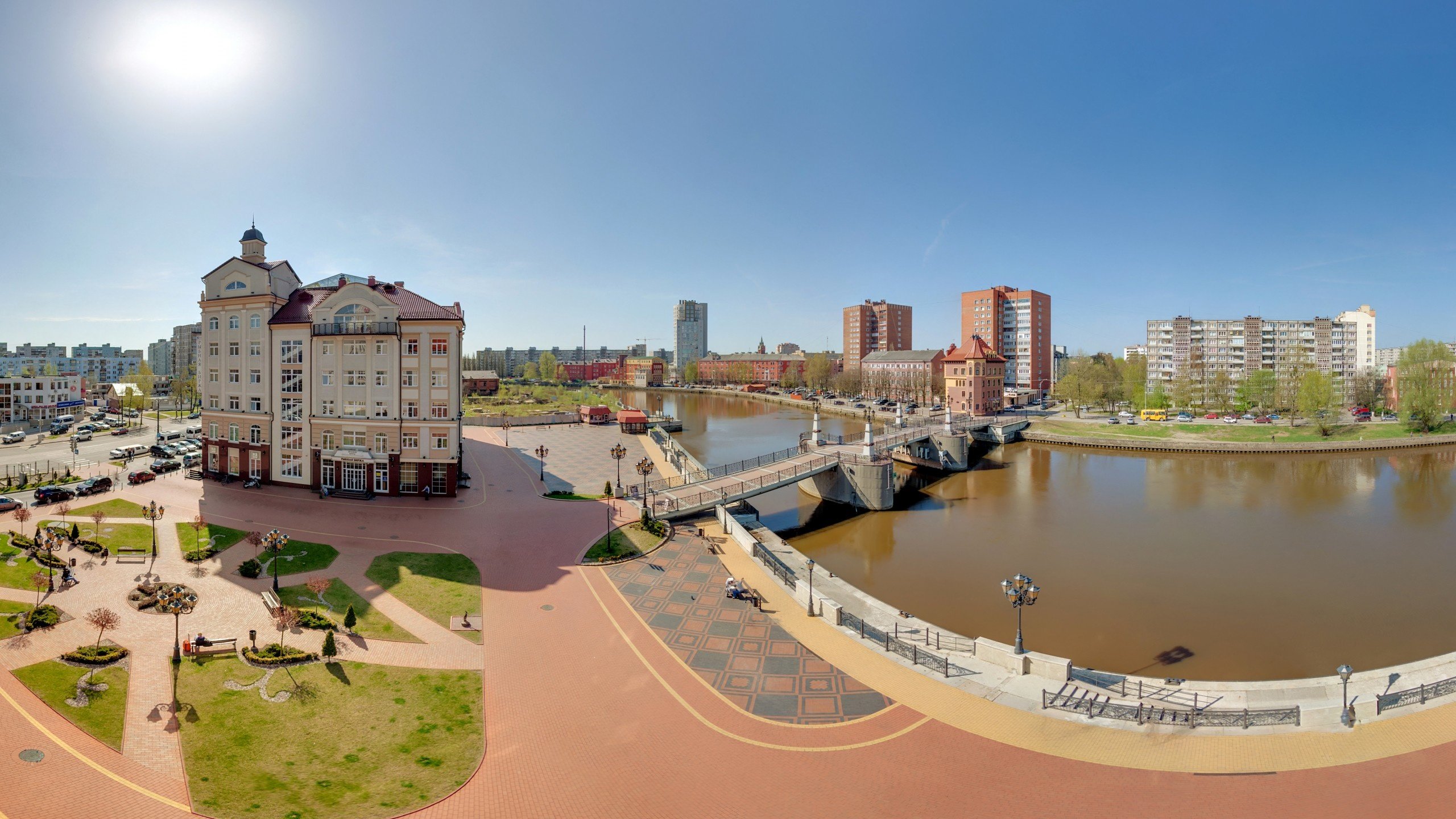 Обои река, парк, мост, город, дома, россия, здания, калининград, river, park, bridge, the city, home, russia, building, kaliningrad разрешение 2560x1600 Загрузить