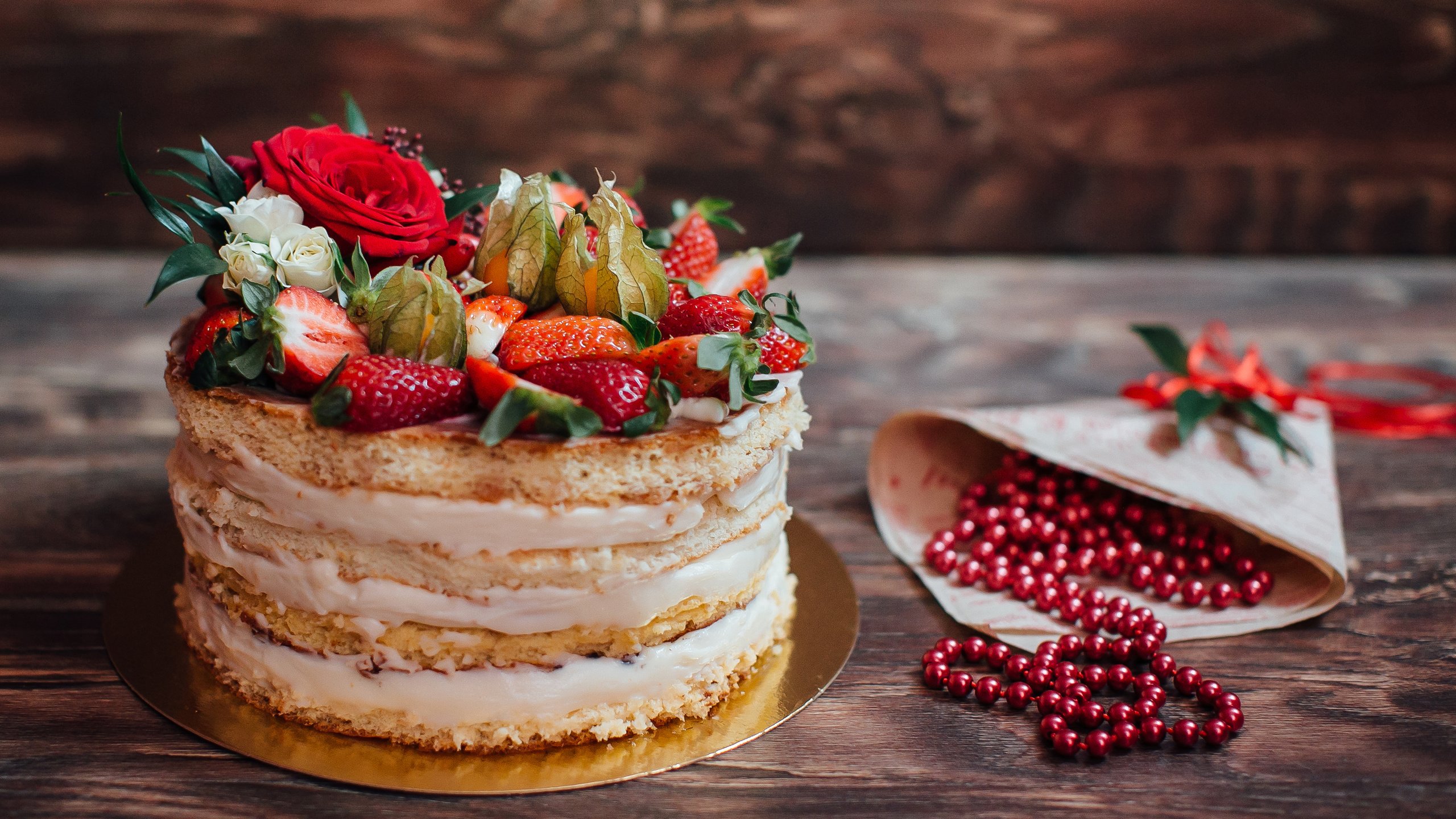 Обои ягоды, бусы, выпечка, торт, десерт, berries, beads, cakes, cake, dessert разрешение 3840x2400 Загрузить
