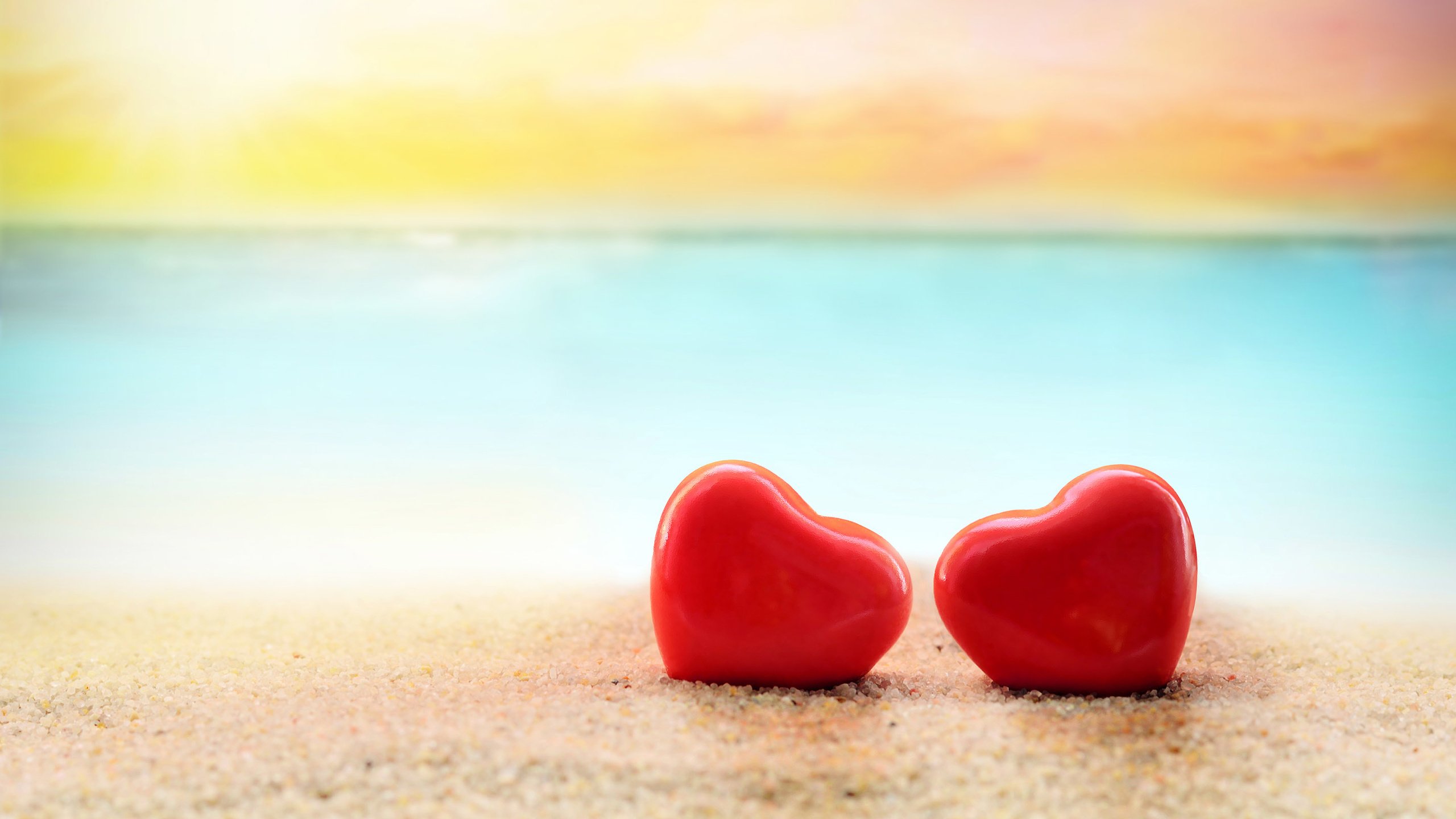 Обои песок, пляж, любовь, сердечки, sand, beach, love, hearts разрешение 2880x1800 Загрузить