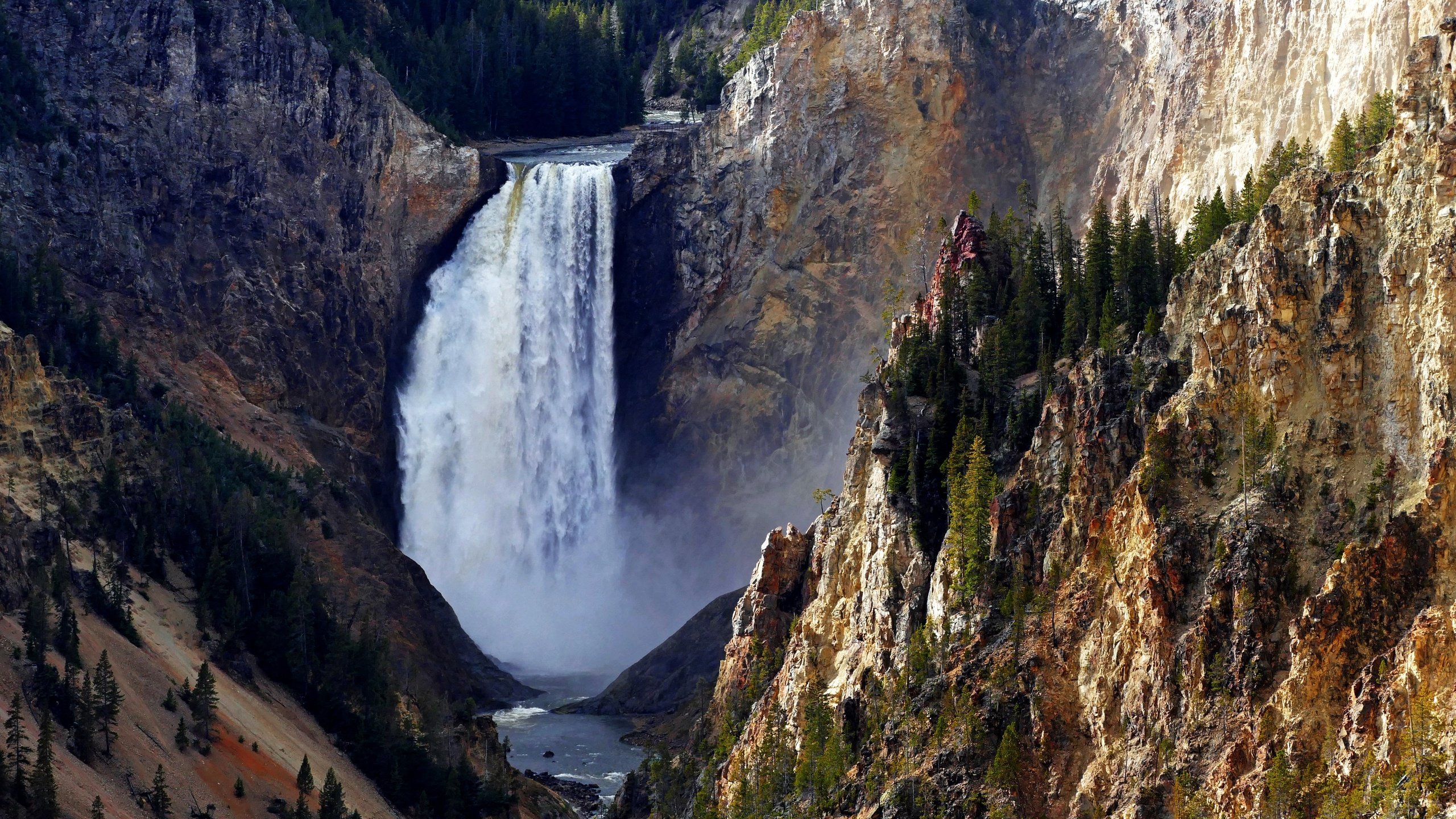 Обои горы, скалы, йеллоустонский национальный парк, водопад, lower falls, mountains, rocks, yellowstone national park, waterfall разрешение 4500x3000 Загрузить