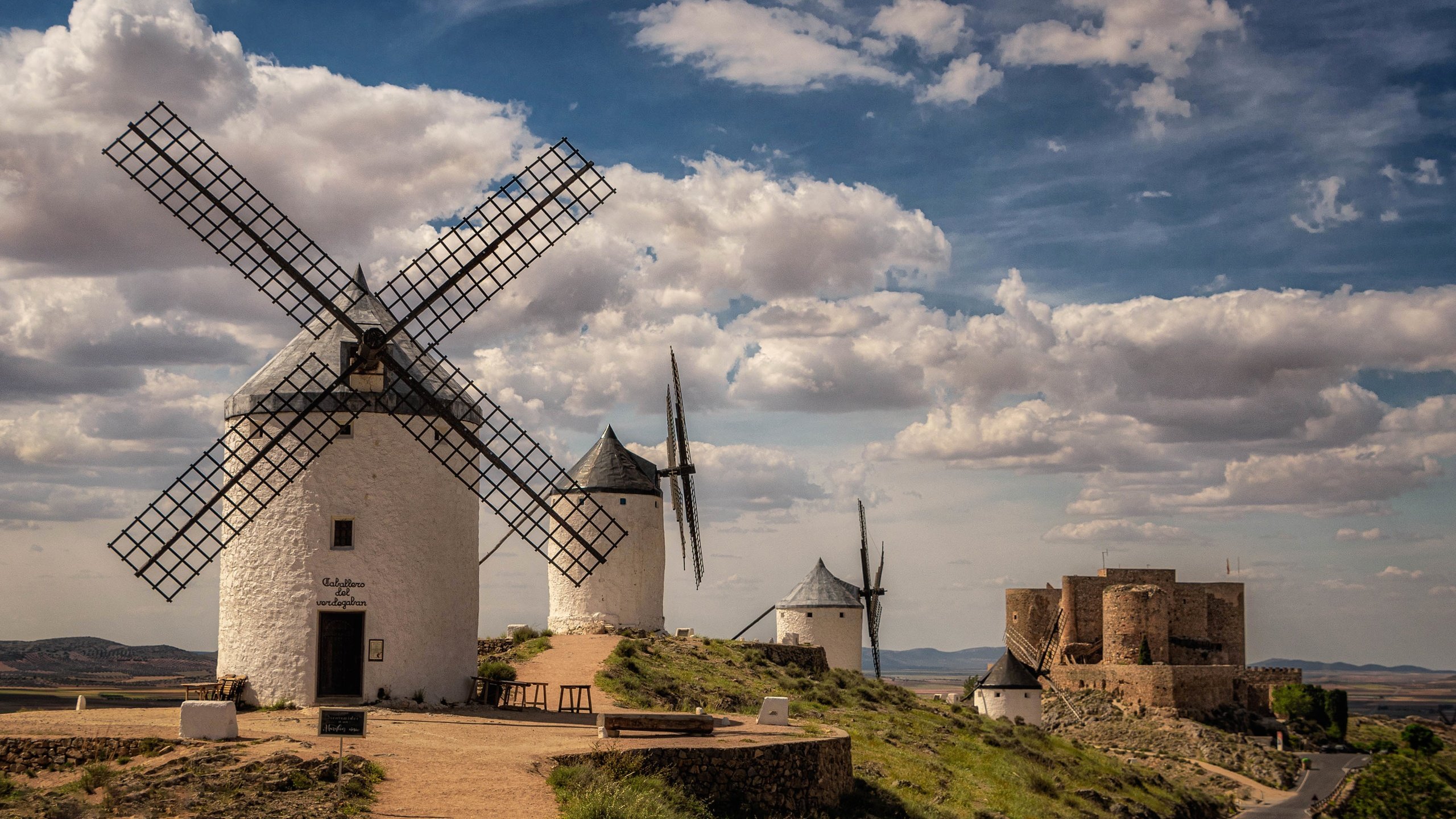 Обои замок, испания, ветряная мельница, castle, spain, windmill разрешение 3780x2363 Загрузить