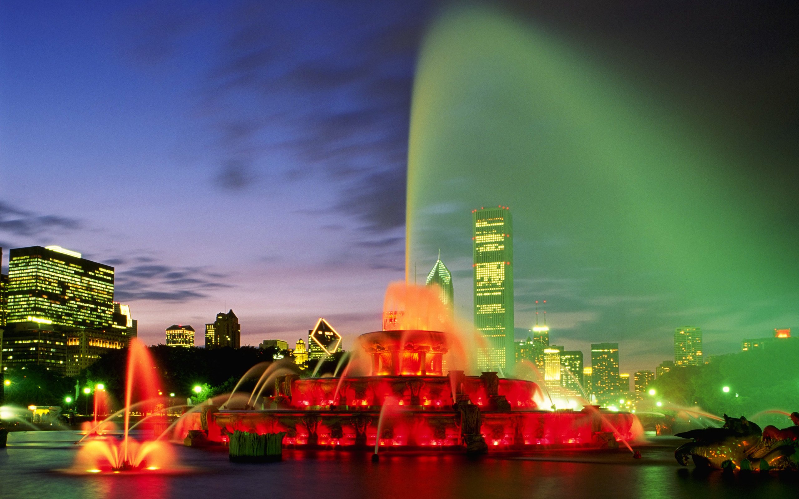фонтан подсветка город ночь fountain backlight the city night загрузить