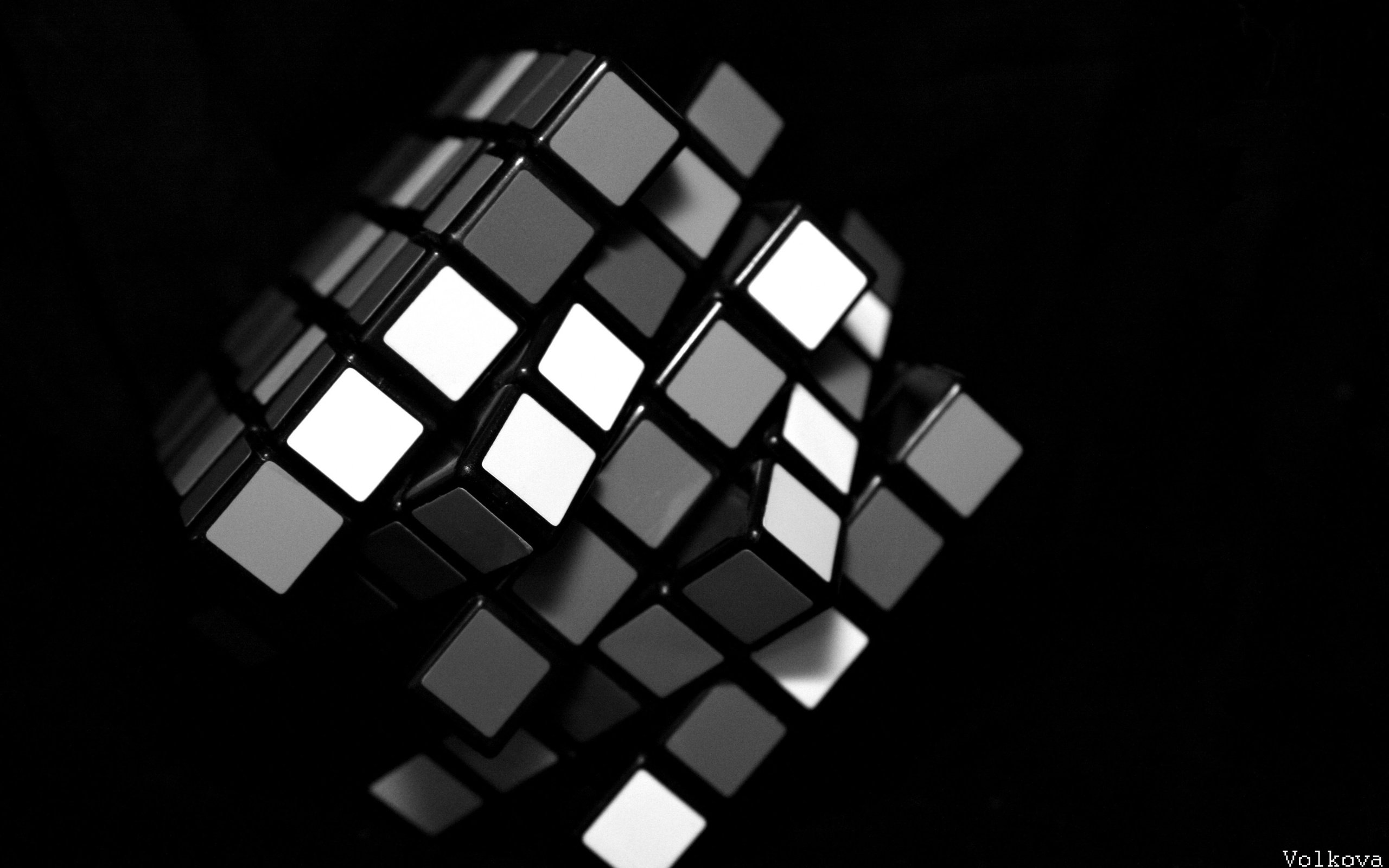 Обои черный, белый, кубик рубика, black, white, rubik's cube разрешение 3888x2592 Загрузить