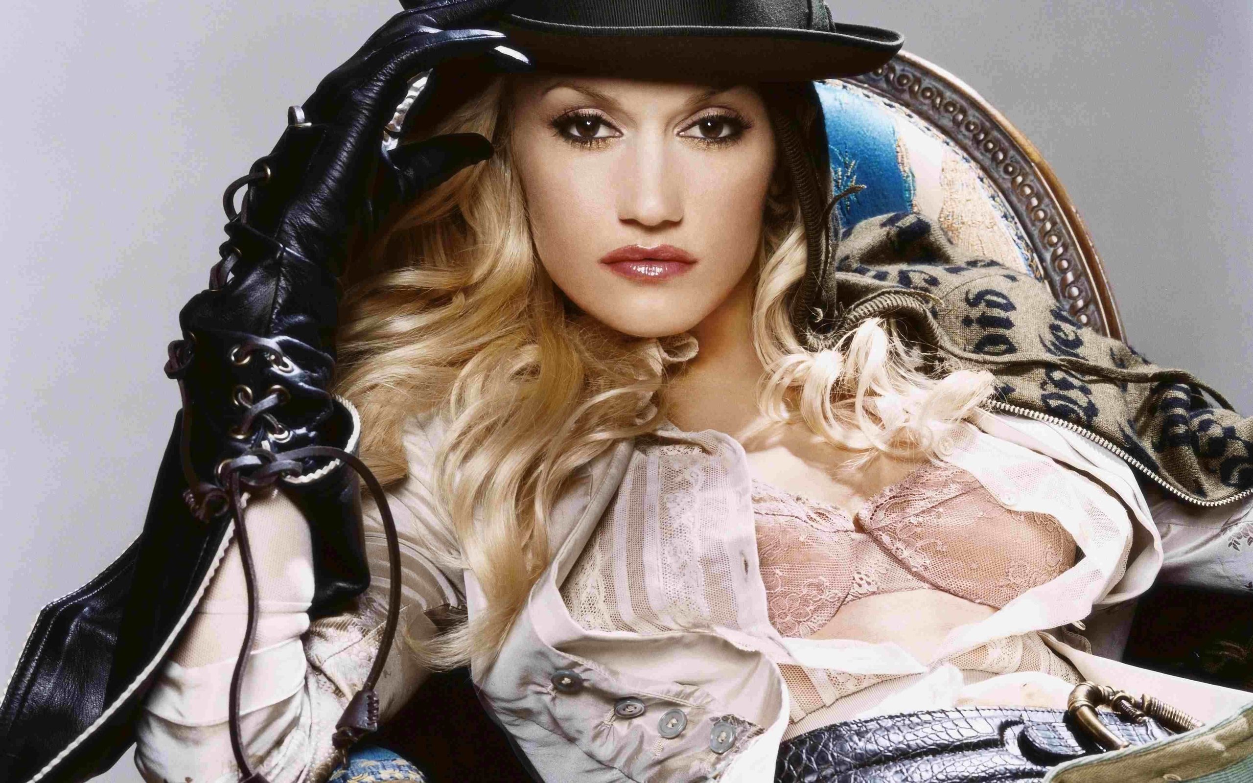 Обои гвен стефани, pevica, seksualnaya, модел, gwen stefani, model разрешение 3810x2961 Загрузить