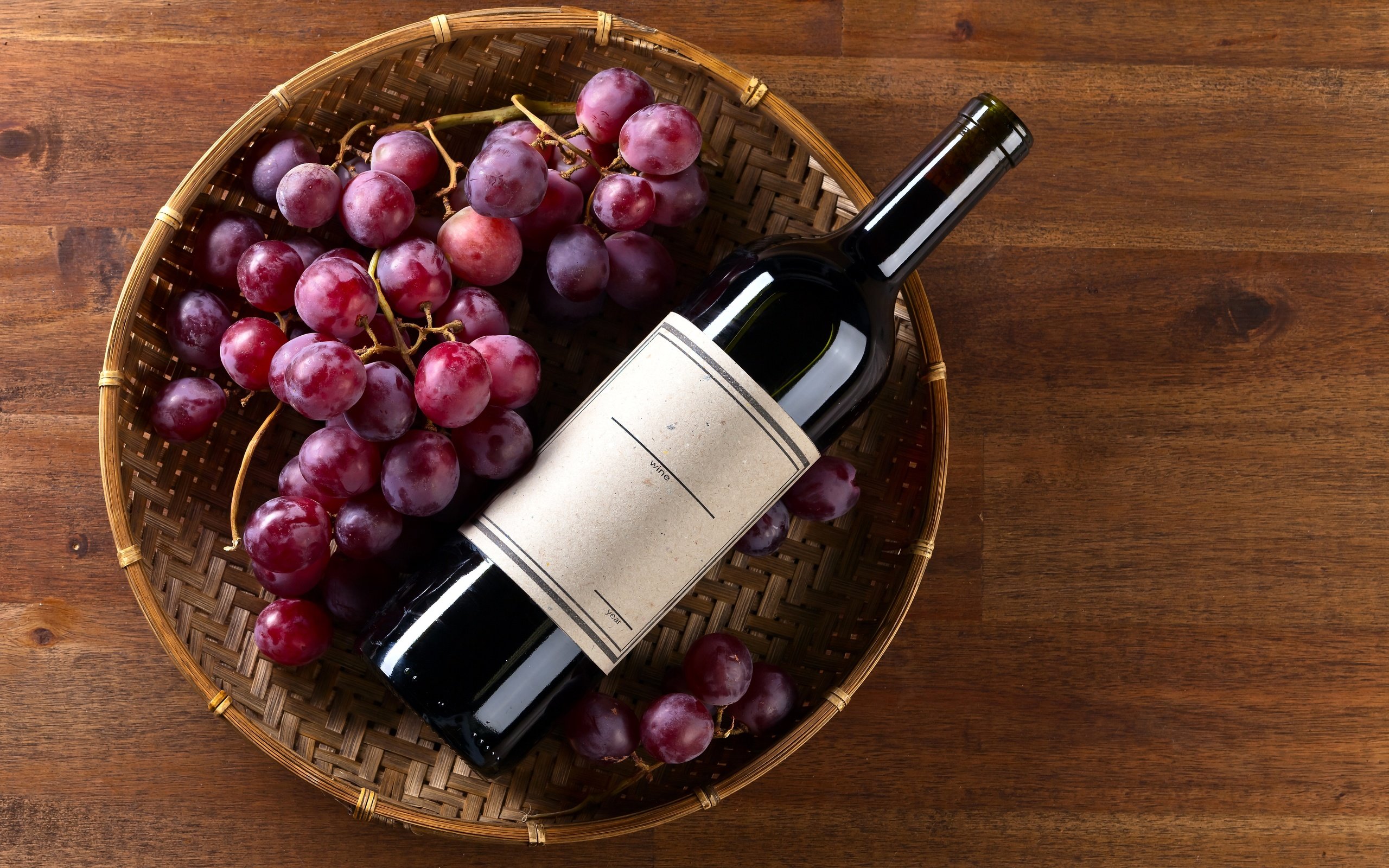 Обои виноград, красный, корзина, вино, бутылка, вина, grapes, red, basket, wine, bottle разрешение 5268x3492 Загрузить