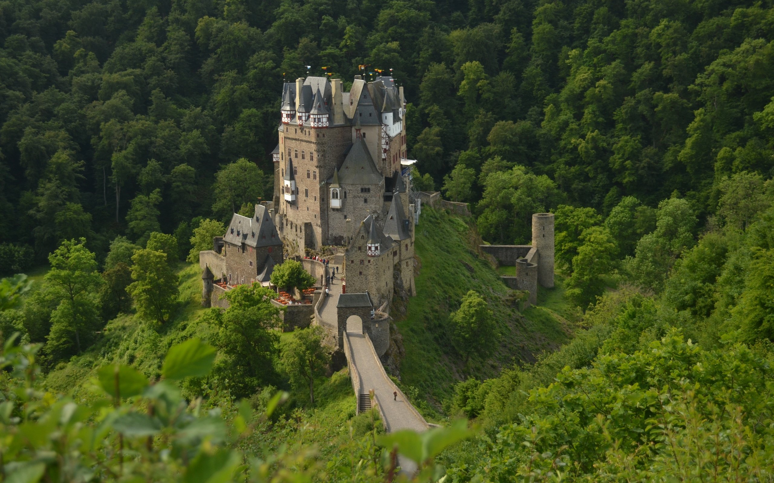 Обои природа, панорама, замок, германия, замок эльц, виршем, nature, panorama, castle, germany, eltz castle, wierschem разрешение 4608x3072 Загрузить