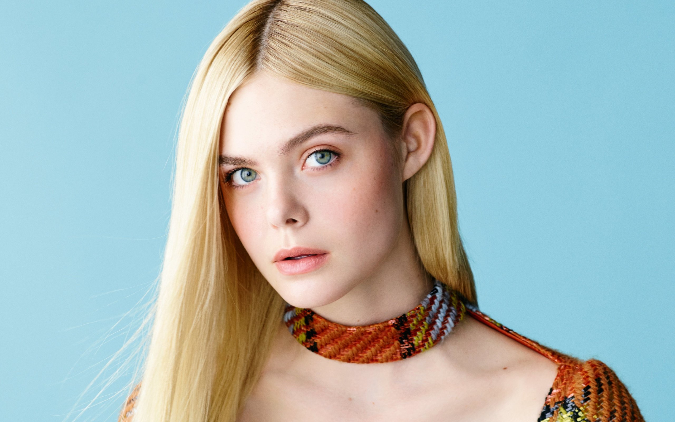 Обои девушка, elle fanning;, блондинка, взгляд, волосы, лицо, актриса, эль фаннинг, элли фаннинг, girl, blonde, look, hair, face, actress, el fanning, elle fanning разрешение 5923x3335 Загрузить